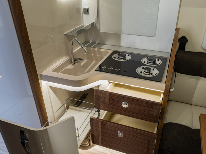 MOBILVETTA KROSSER P86  