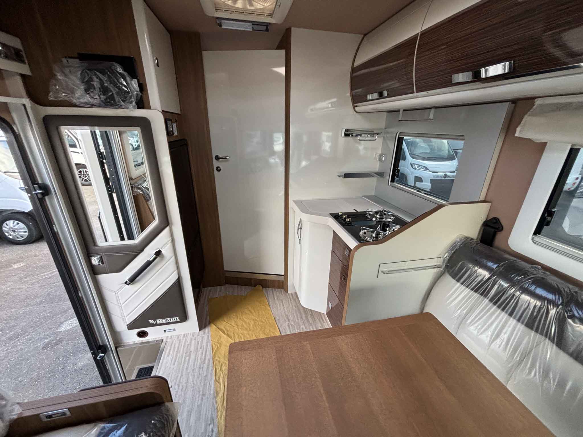 MOBILVETTA K YACHT TEKNO LINE 86