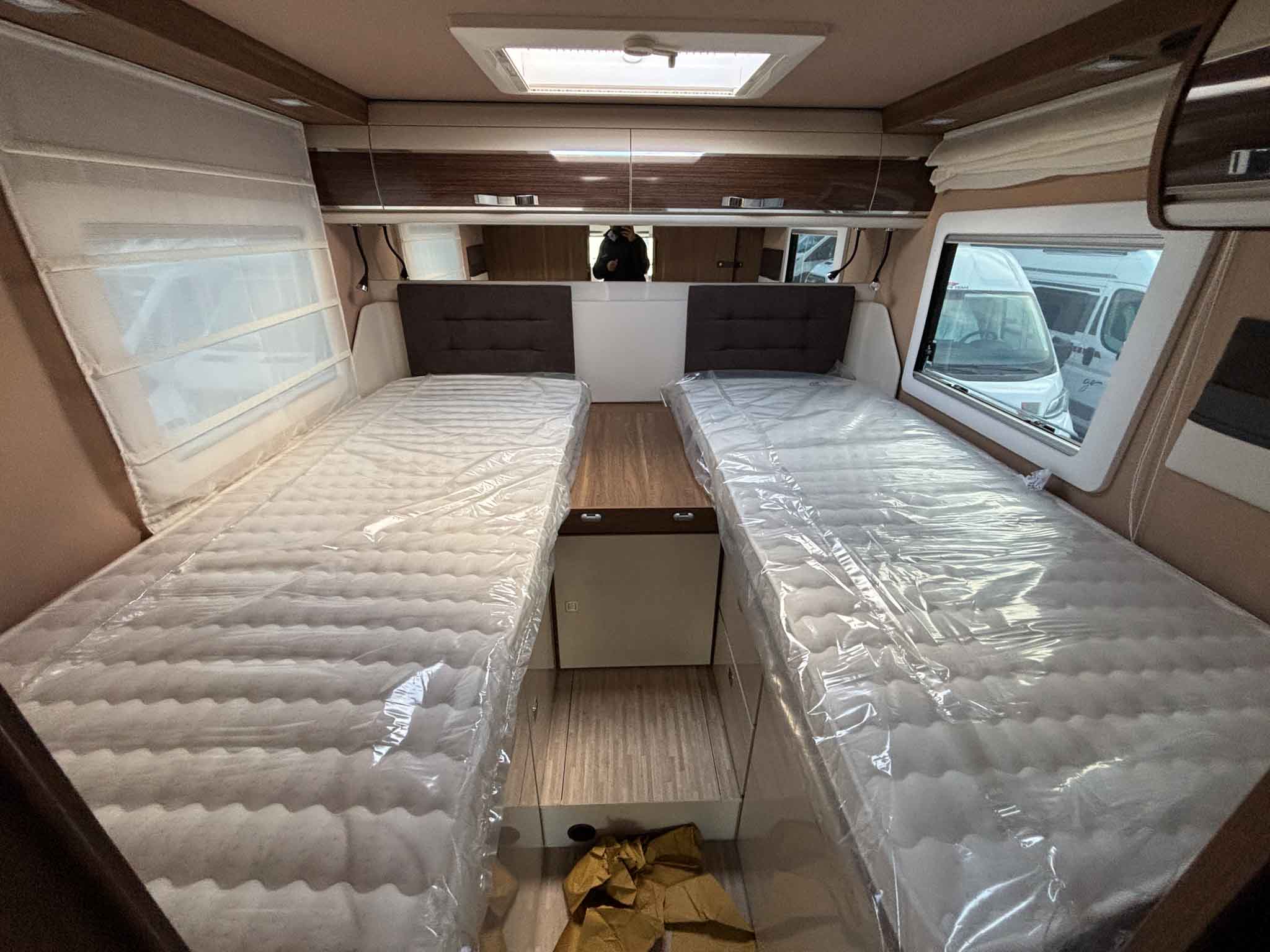 MOBILVETTA K YACHT TEKNO LINE 86