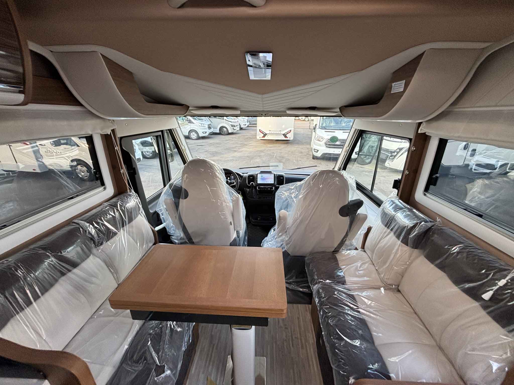 MOBILVETTA K YACHT TEKNO LINE 86