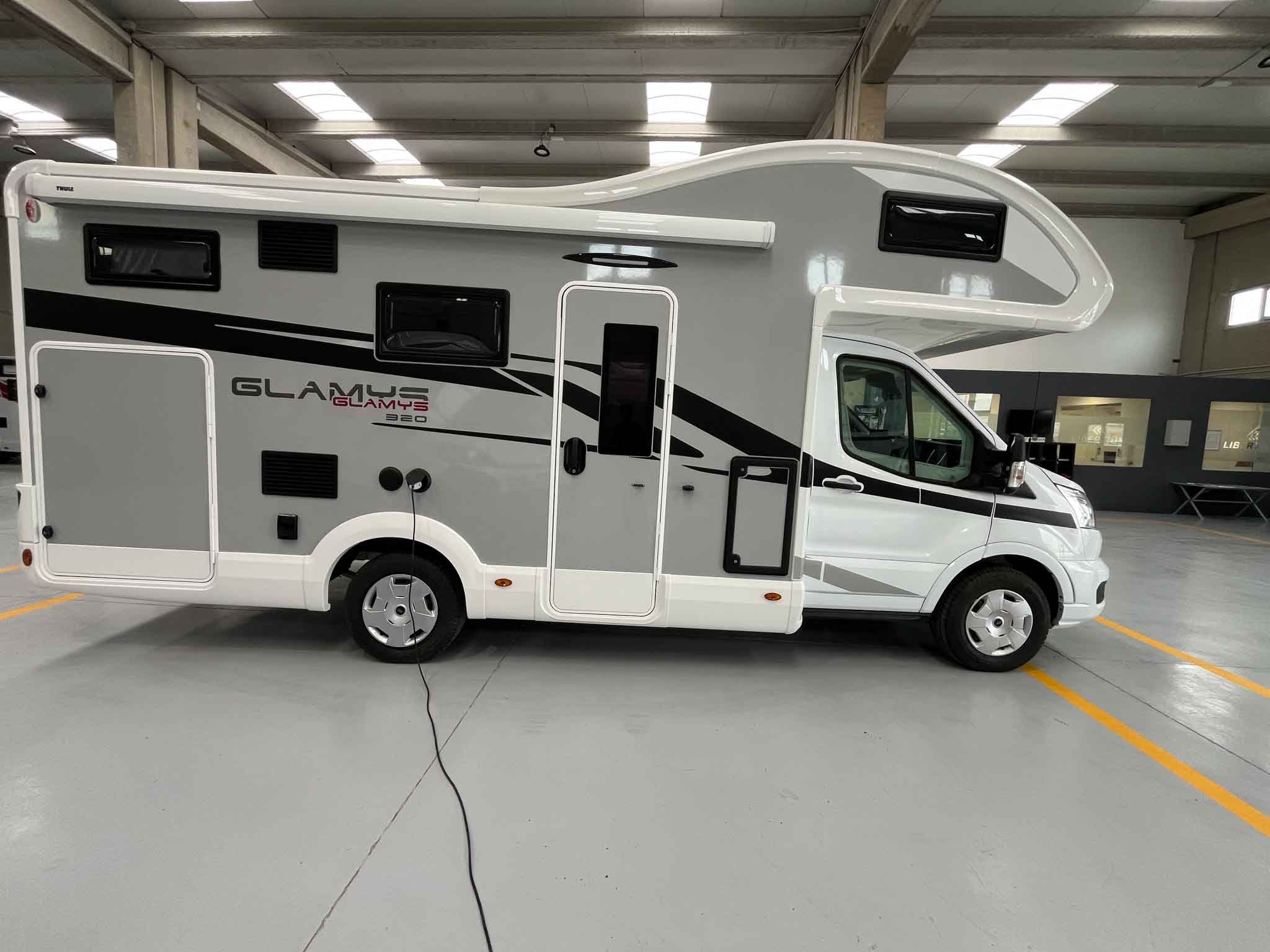 MCLOUIS GLAMYS 320 FORD  