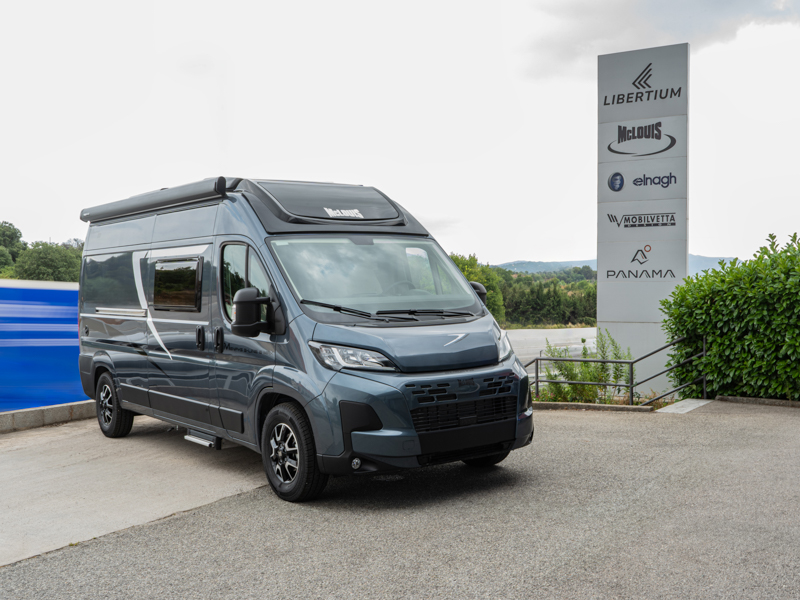 /mclouis-menfys-s-line-7-lifestyle