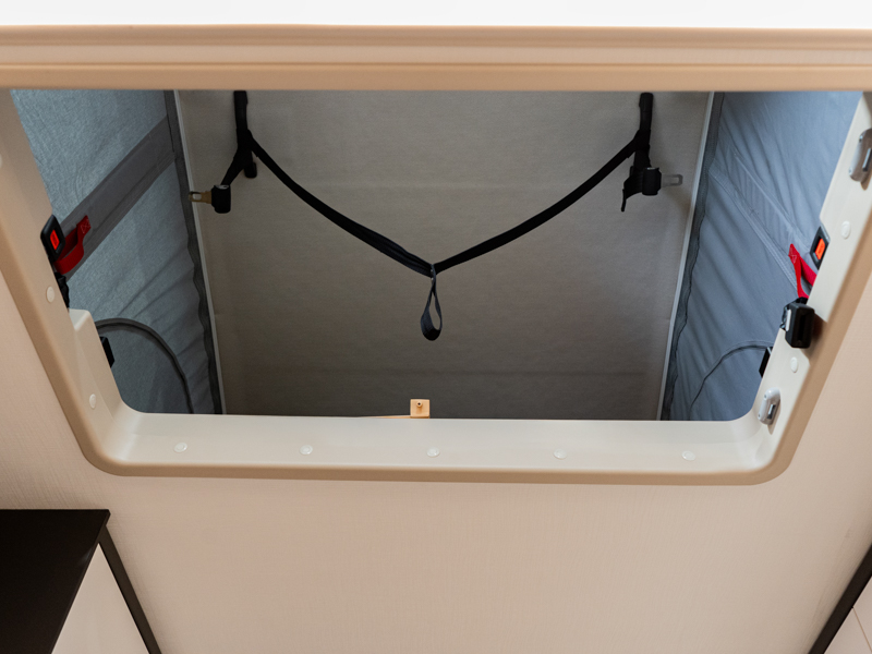 MCLOUIS MENFYS S-LINE 7 LIFESTYLE 