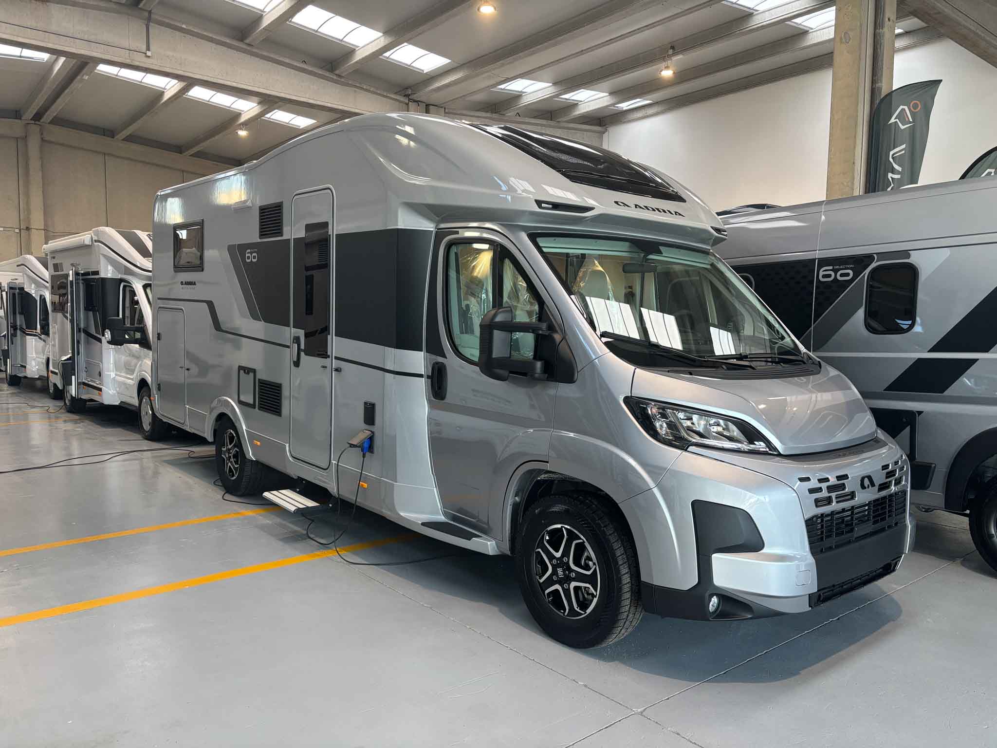 /adria-matrix-60y-650-dc-luxe