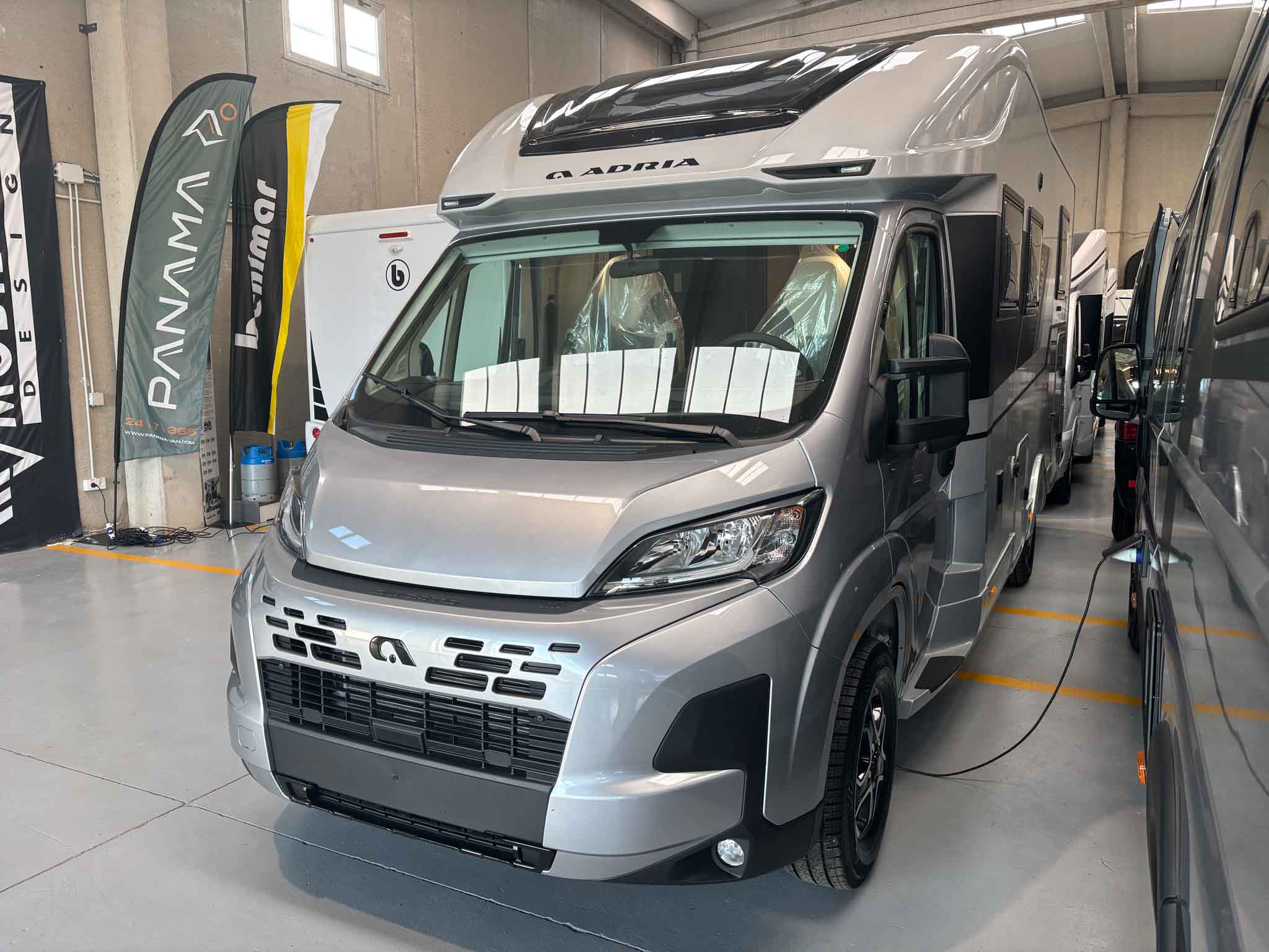 ADRIA MATRIX 60Y 650 DC Luxe 