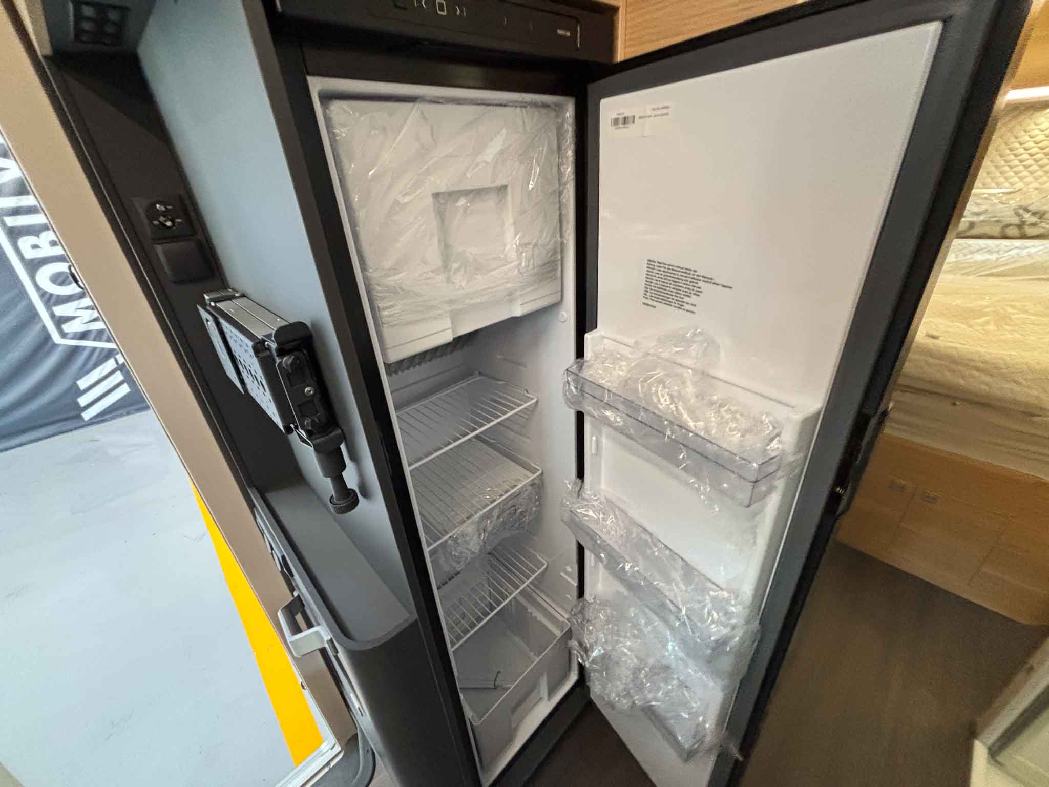 ADRIA MATRIX 60Y 650 DC Luxe 