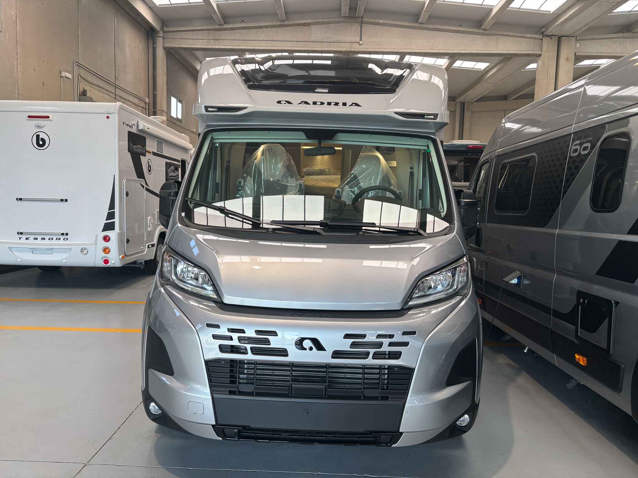 ADRIA MATRIX 60Y 650 DC Luxe 