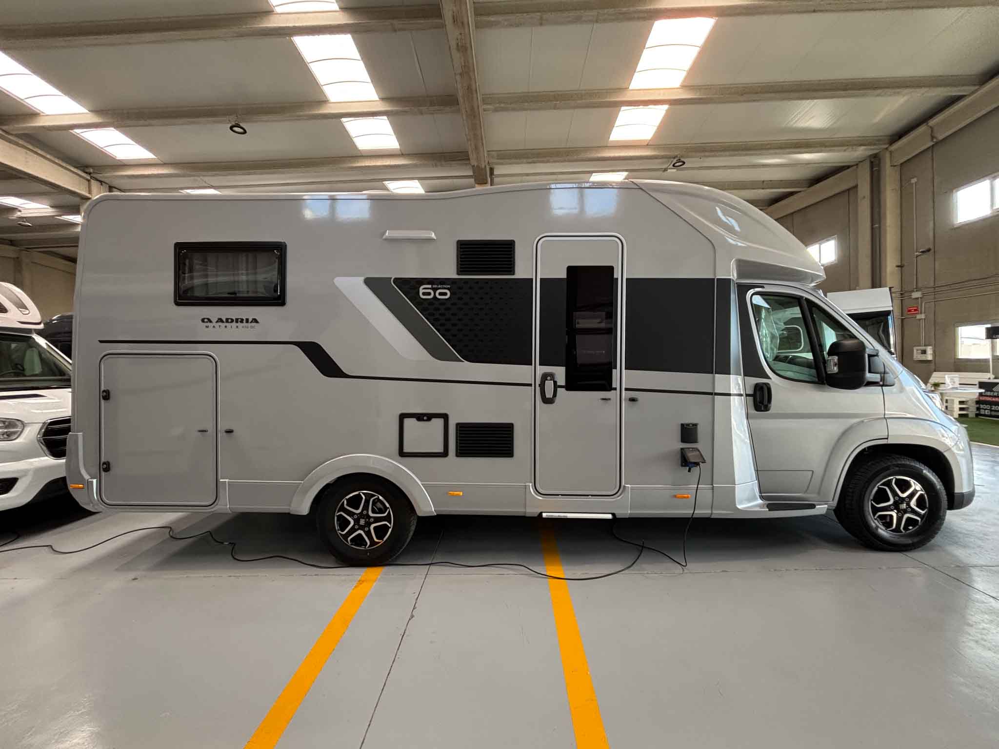 ADRIA MATRIX 60Y 650 DC Luxe 