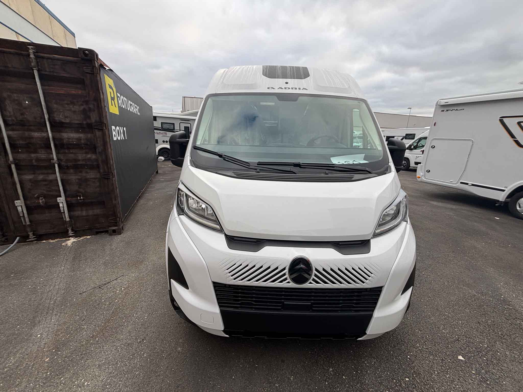 ADRIA TWIN 600 SPB Family