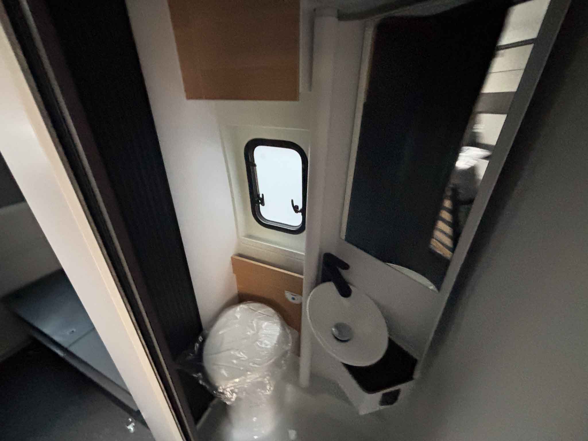 ADRIA TWIN 600 SPB Family