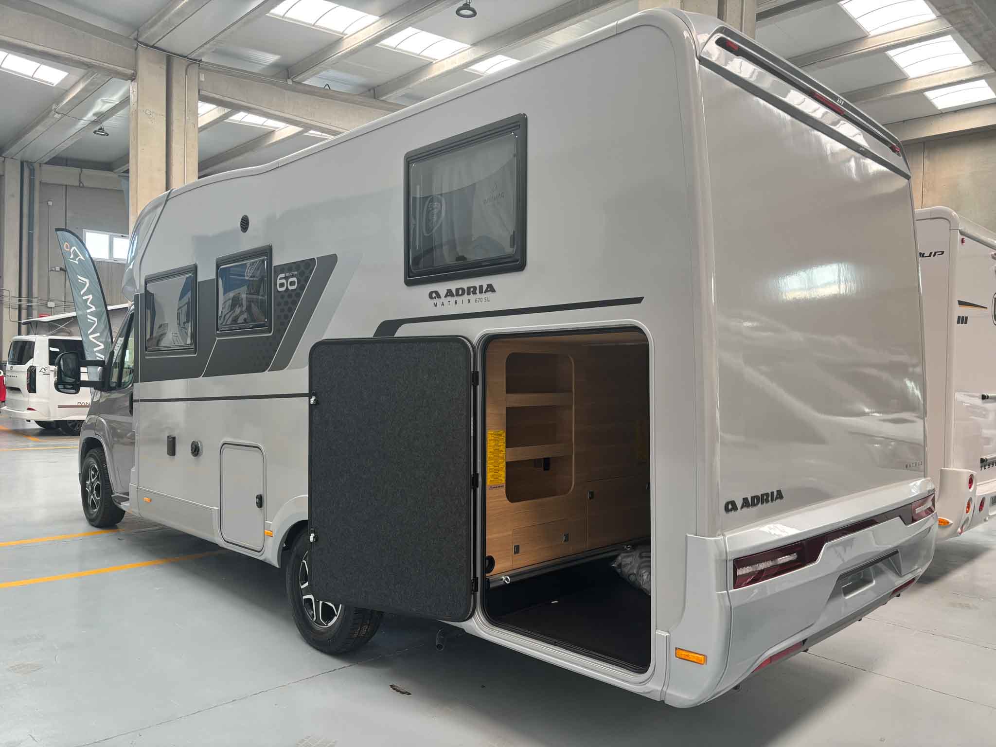 ADRIA MATRIX 60Y 670 SL Luxe