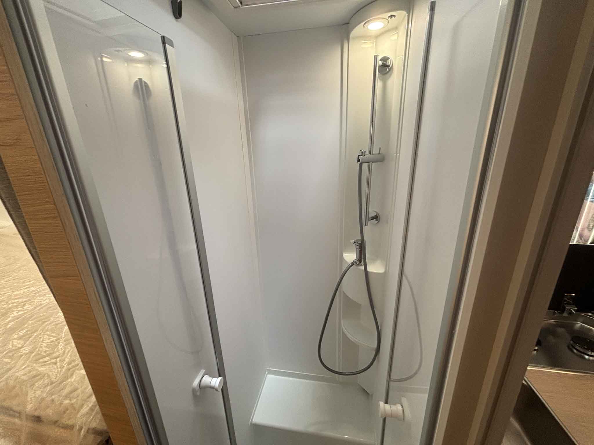 ADRIA MATRIX 60Y 670 SL Luxe