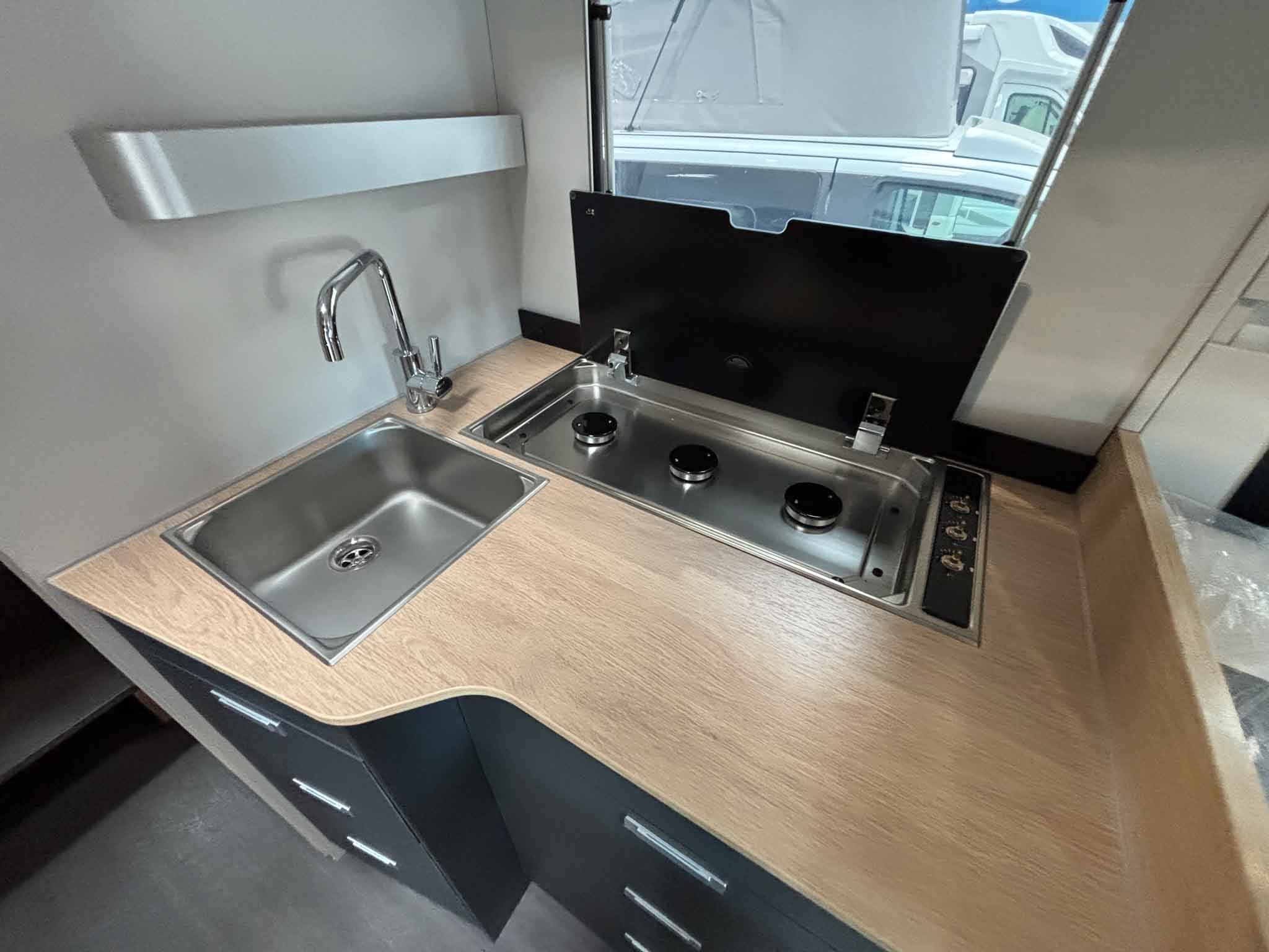 ADRIA MATRIX 60Y 650 DL Luxe