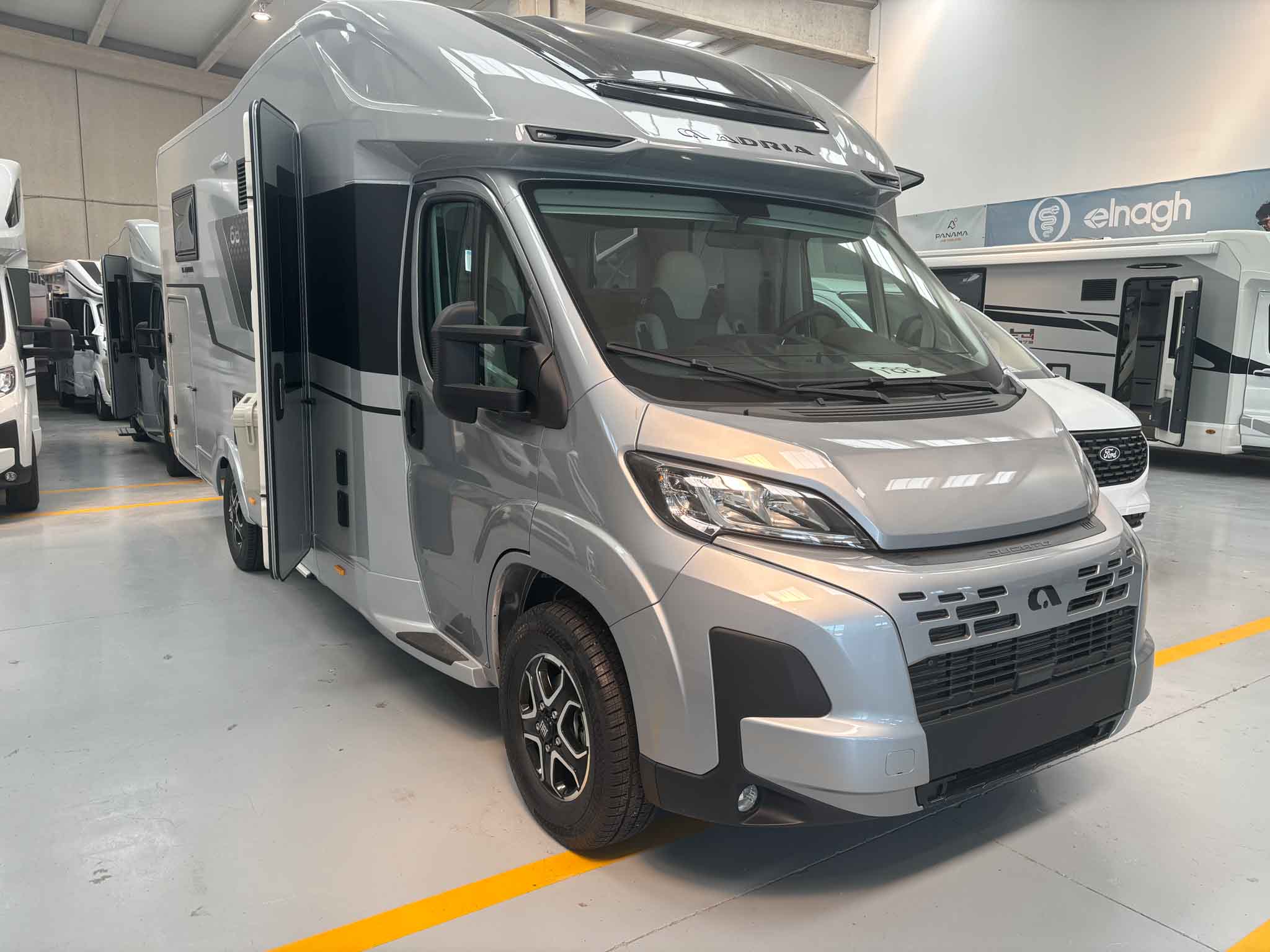 /adria-matrix-60y-650-dl-luxe