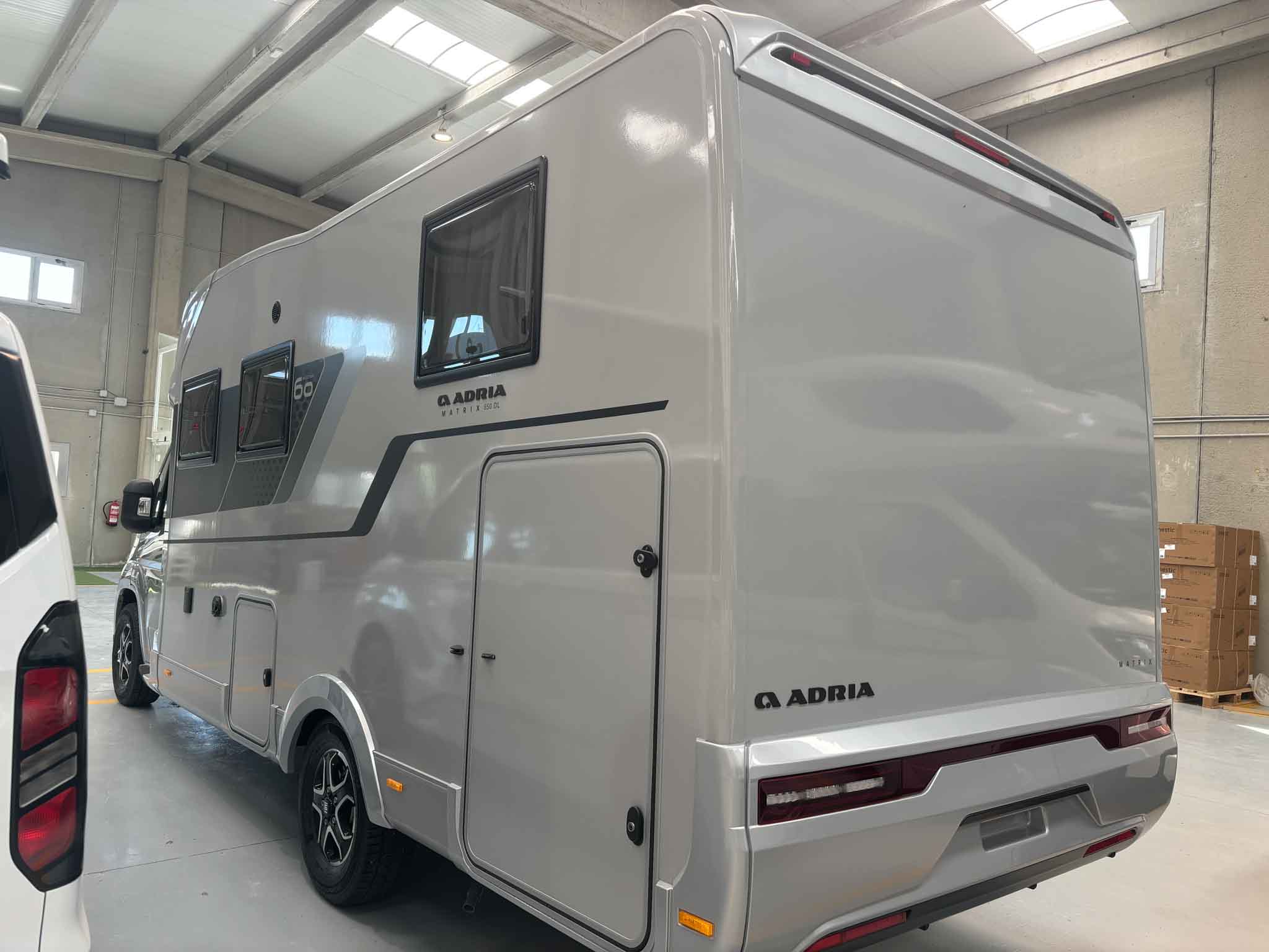 ADRIA MATRIX 60Y 650 DL Luxe