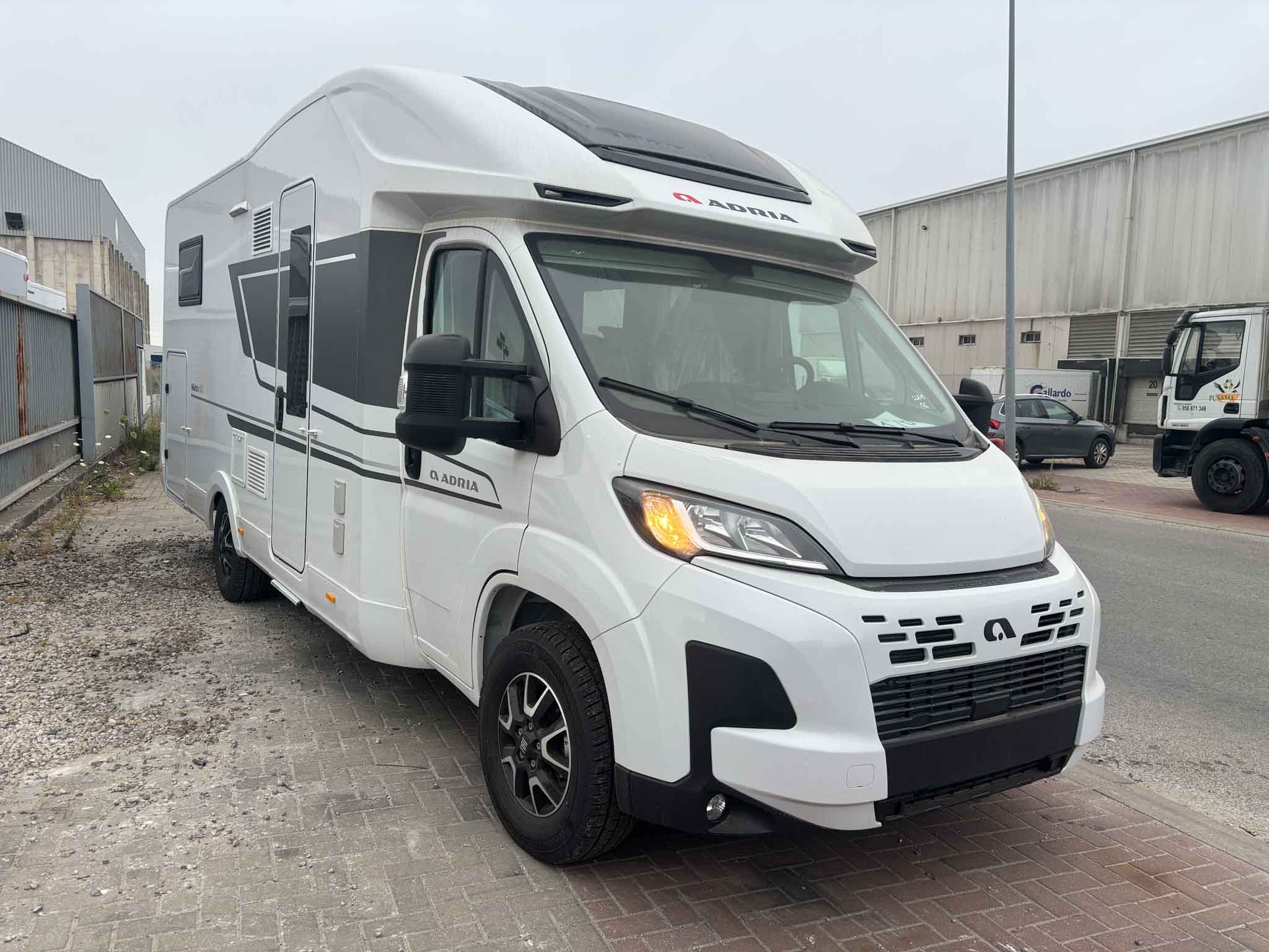 /adria-matrix-axess-m-670-sc-fiat