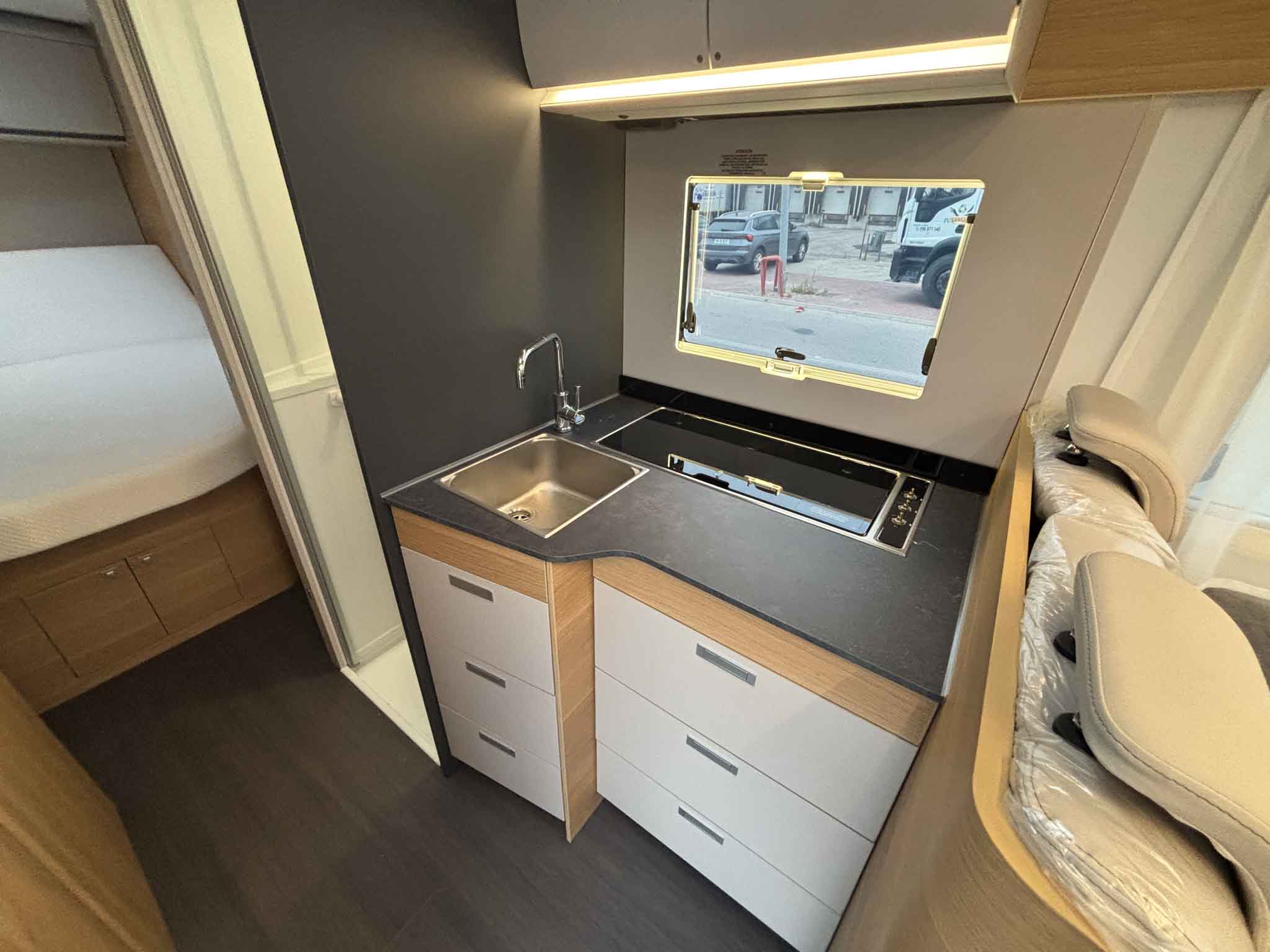 ADRIA MATRIX AXESS M  670 SC FIAT