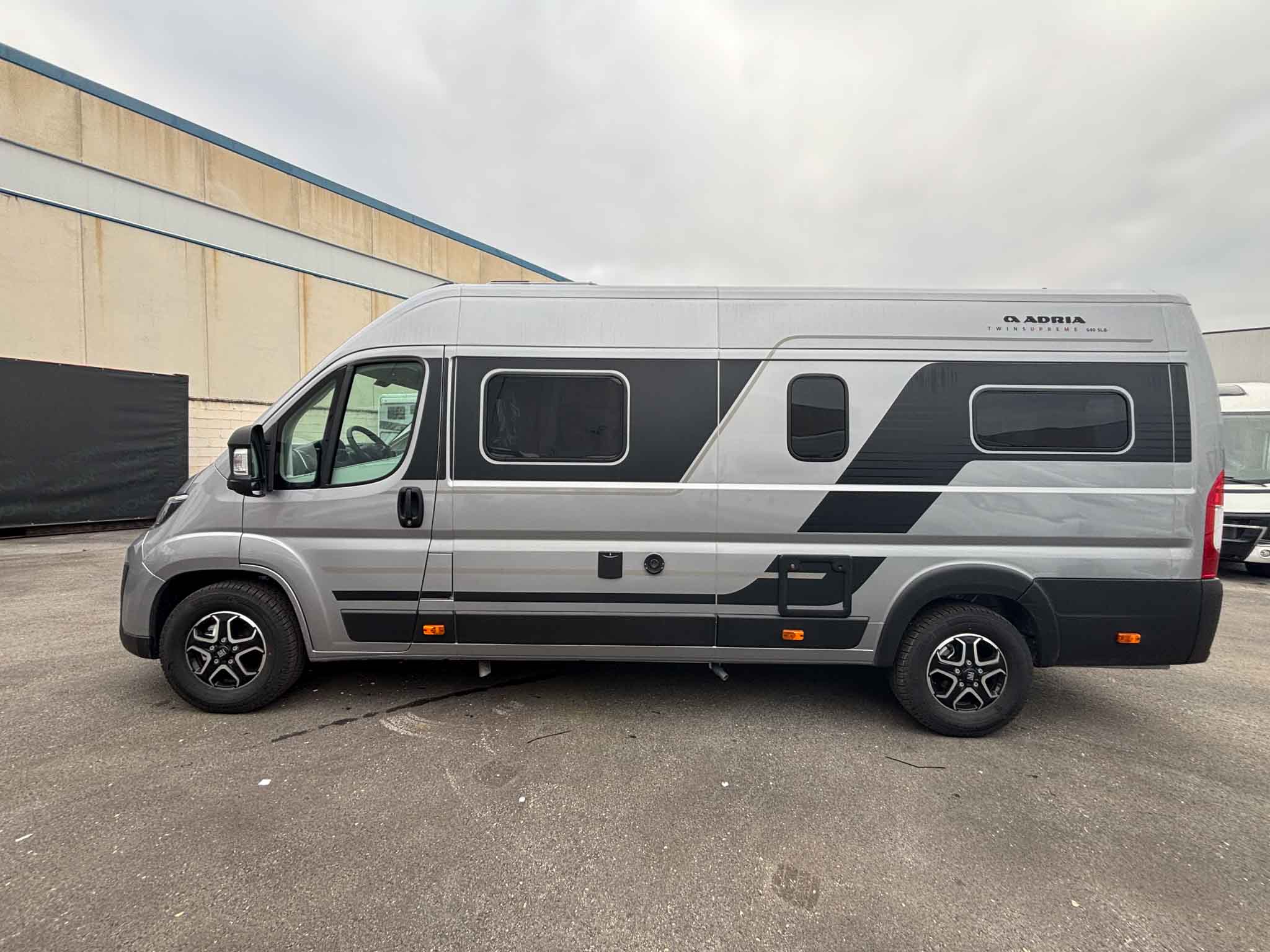 ADRIA TWIN SUPREME 640 SLB Supreme