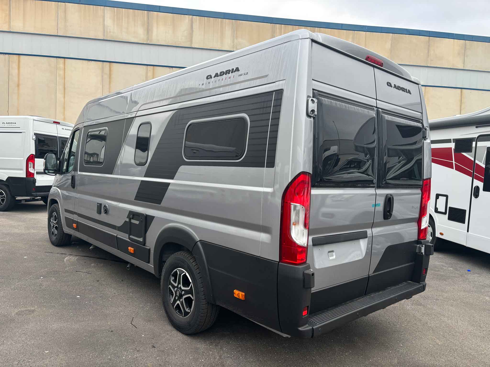 ADRIA TWIN SUPREME 640 SLB Supreme