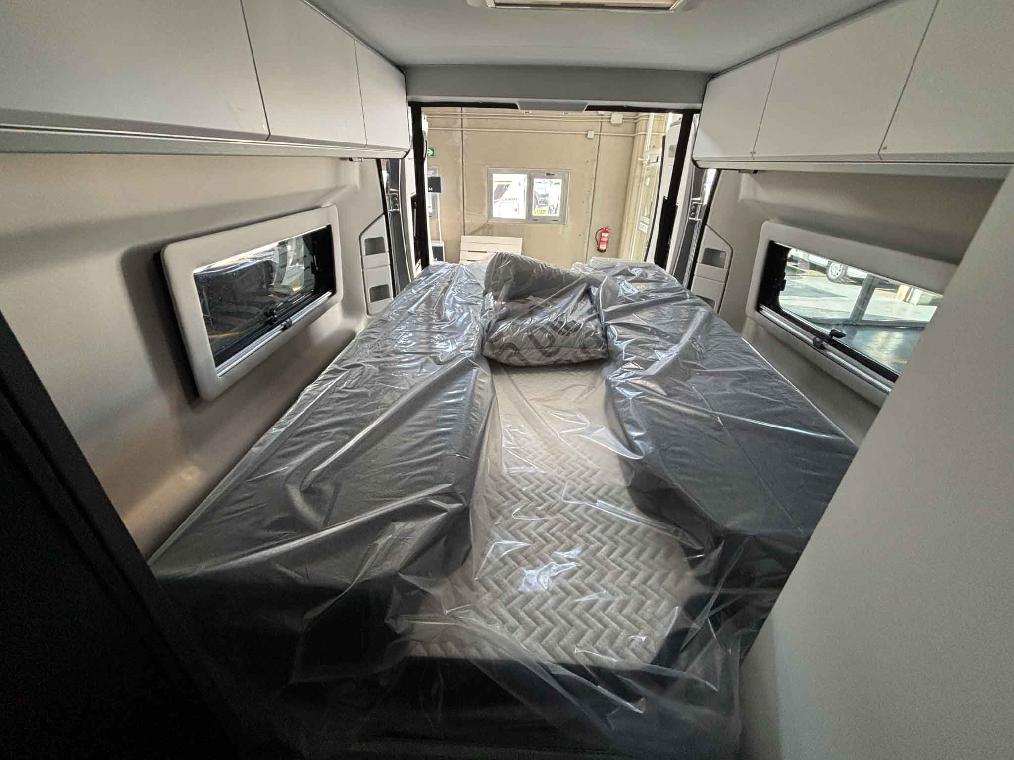 ADRIA TWIN 60Y 640 SGX Luxe