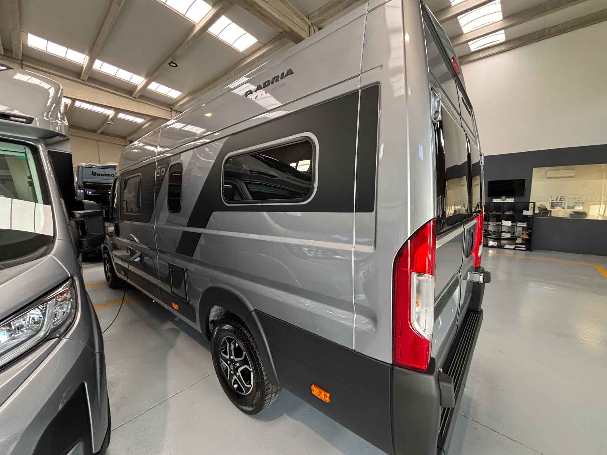 ADRIA TWIN 60Y 640 SGX Luxe