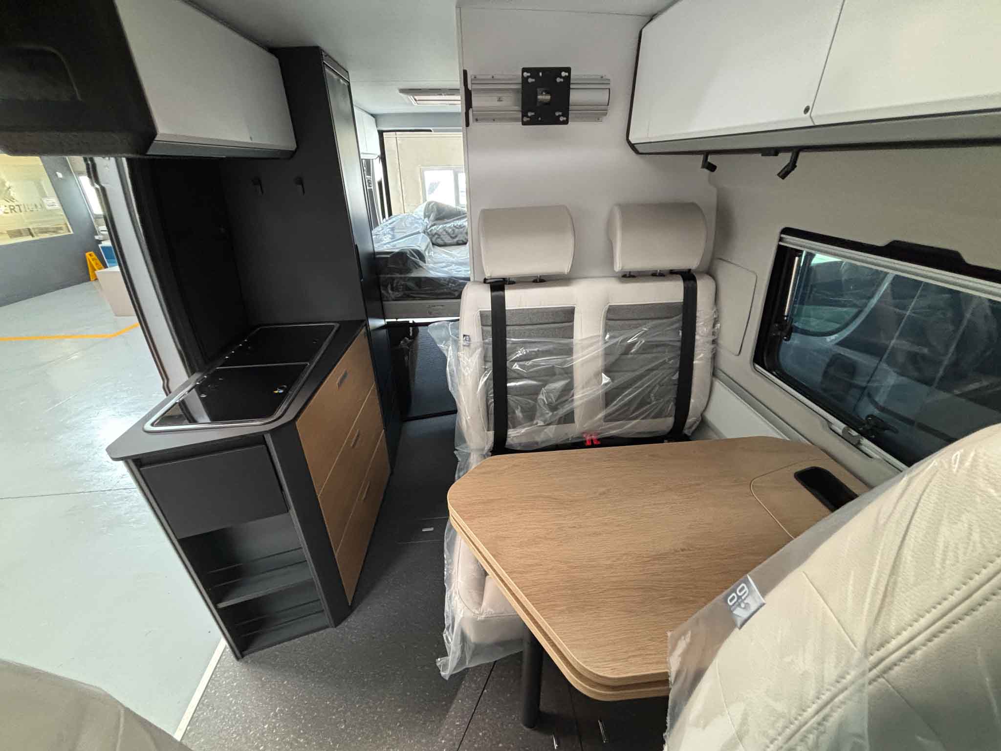 ADRIA TWIN 60Y 640 SGX Luxe