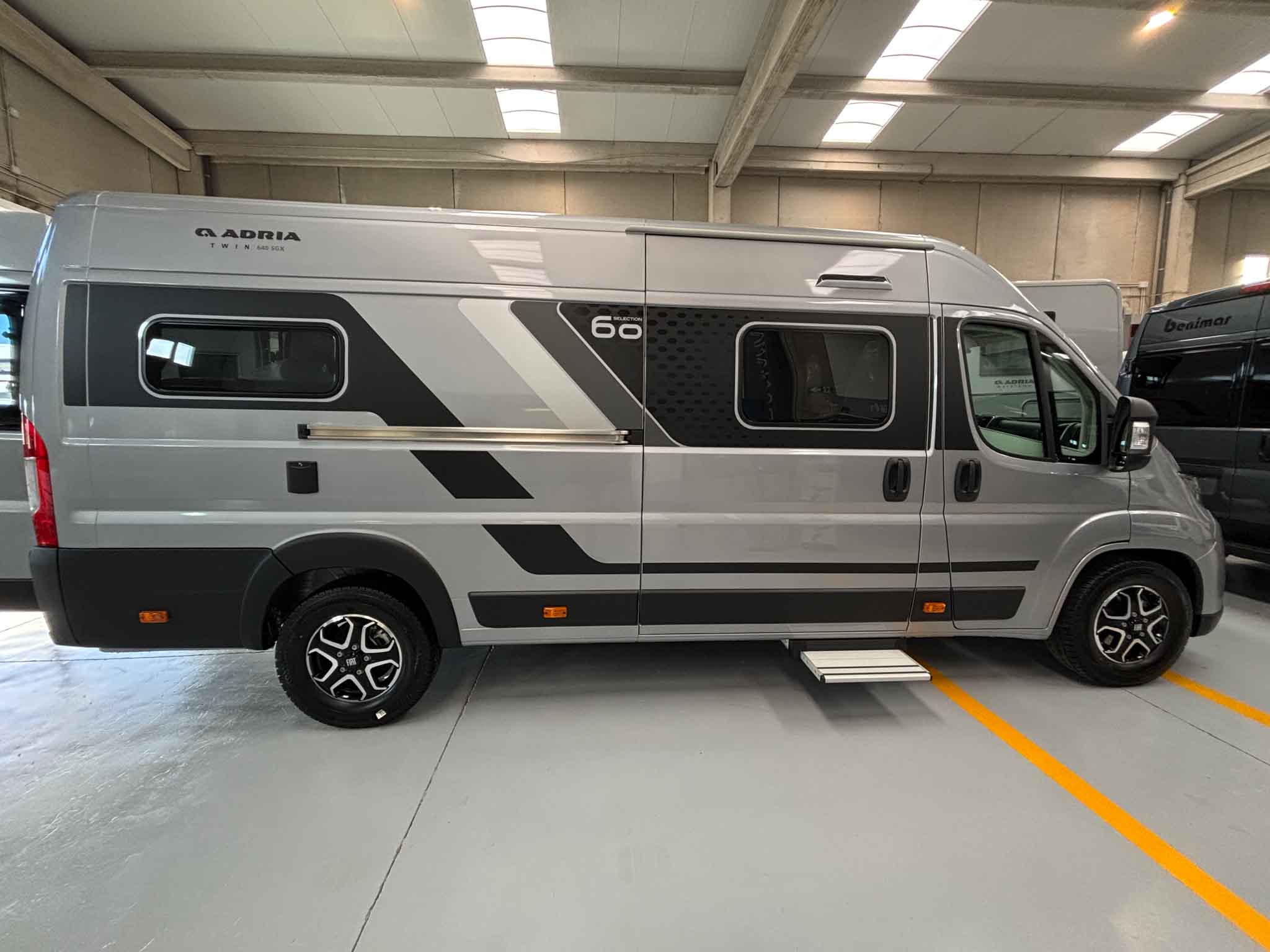 ADRIA TWIN 60Y 640 SGX Luxe