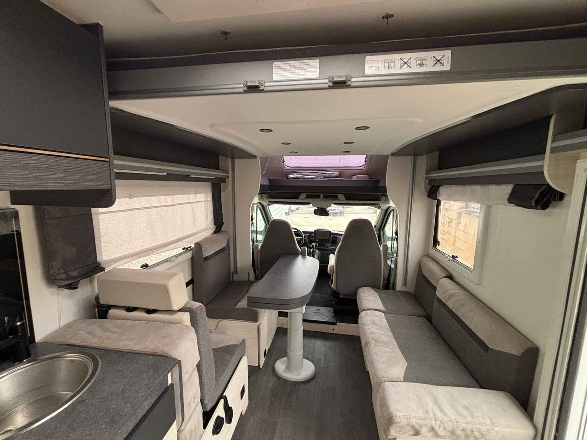 CHALLENGER 380 PREMIUM