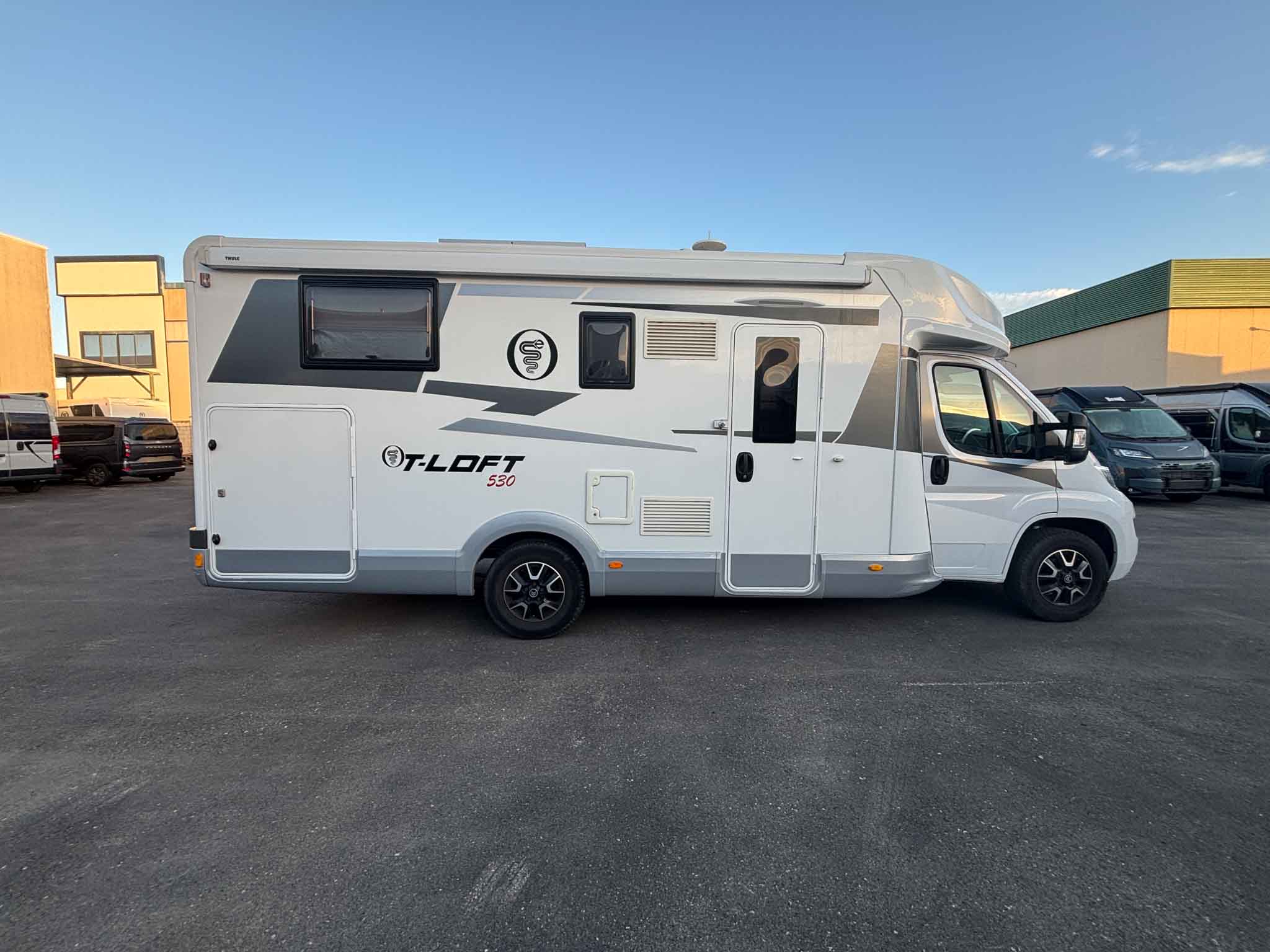 ELNAGH T-LOFT 530-5 PLAZAS