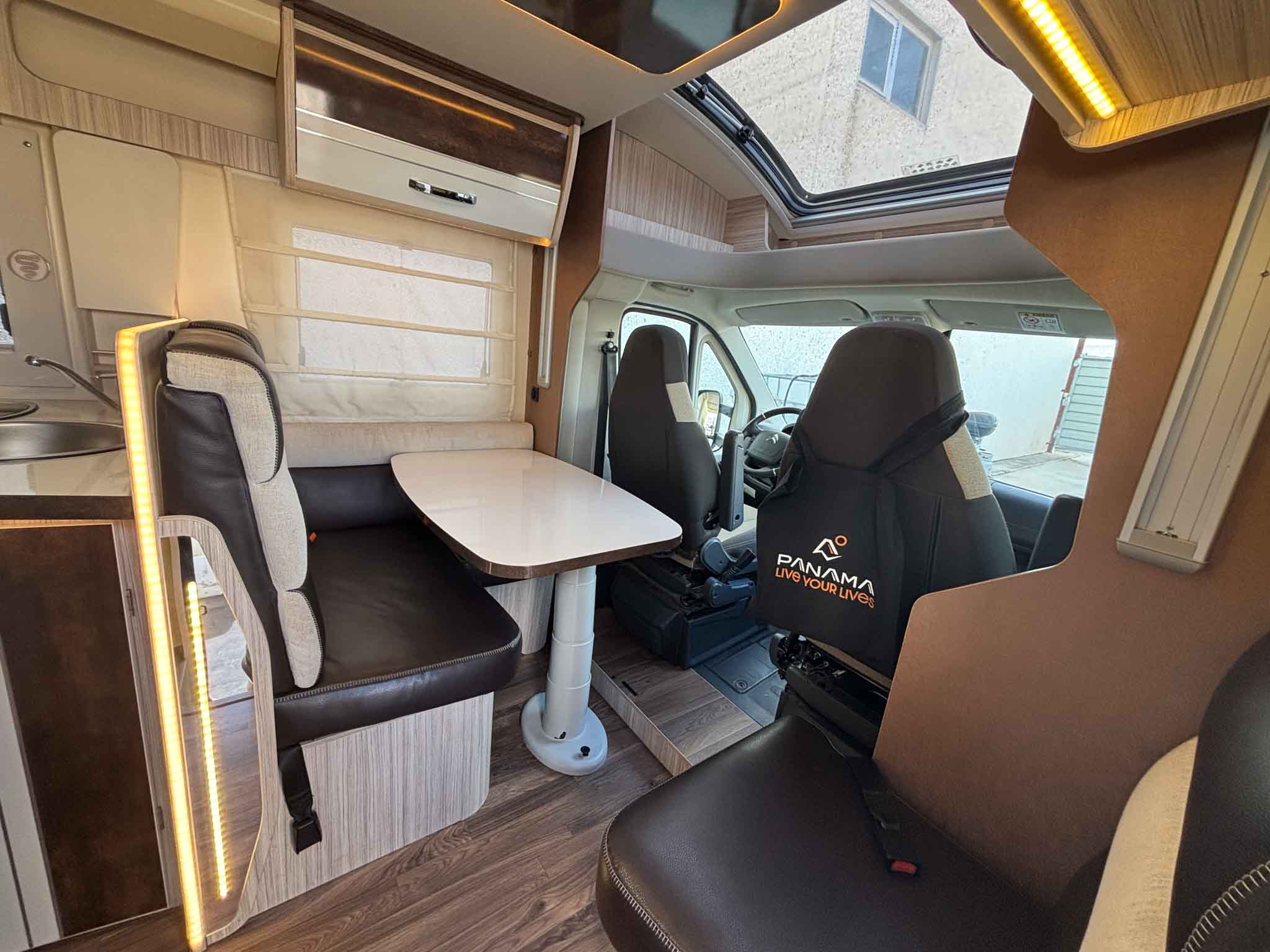 ELNAGH T-LOFT 530-5 PLAZAS