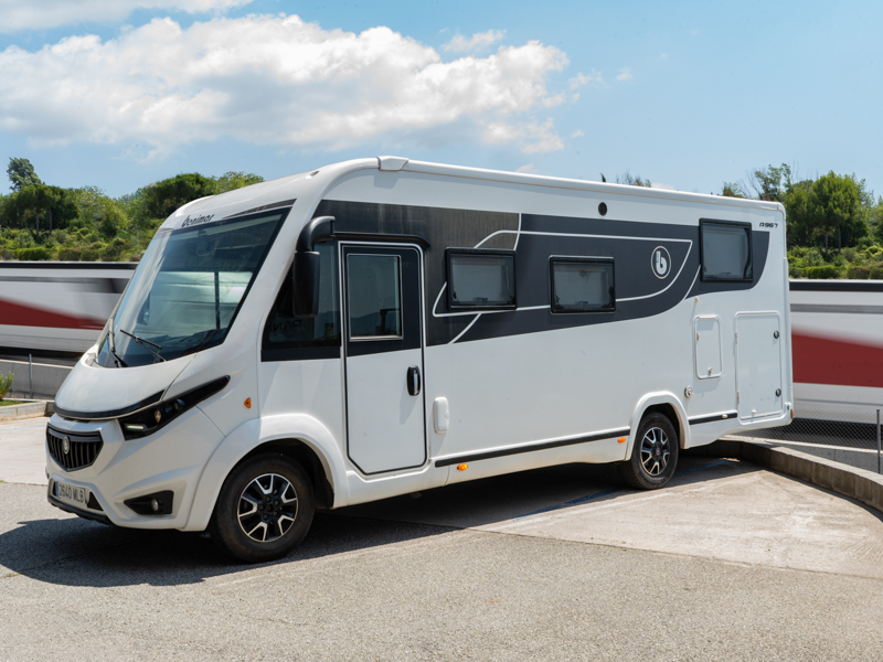 BENIMAR AMPHITRYON 967