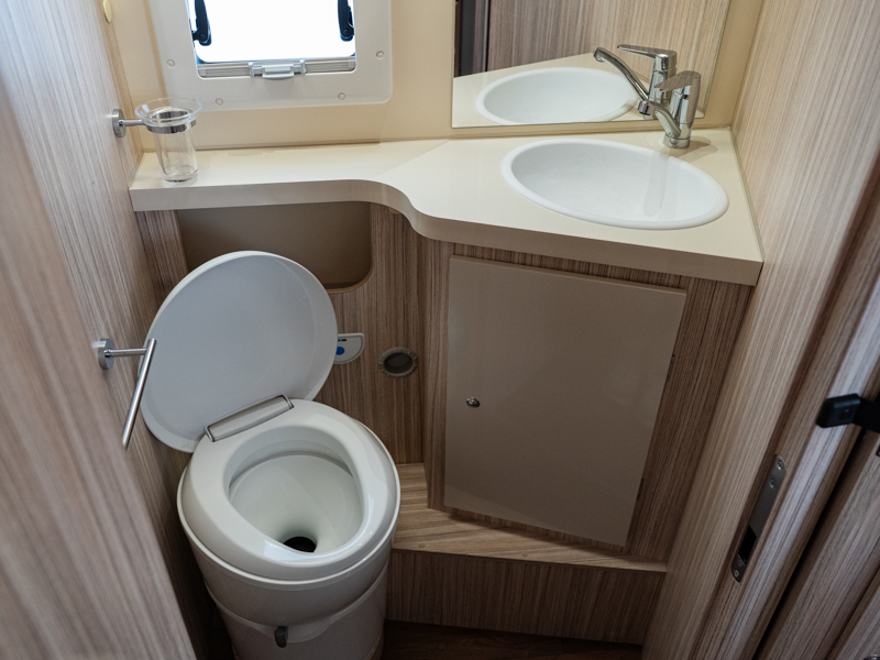 ELNAGH T-LOFT 530