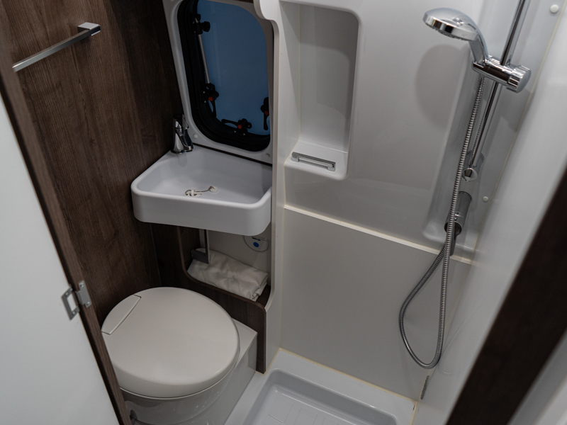 BENIMAR BENIVAN UP B144 UP