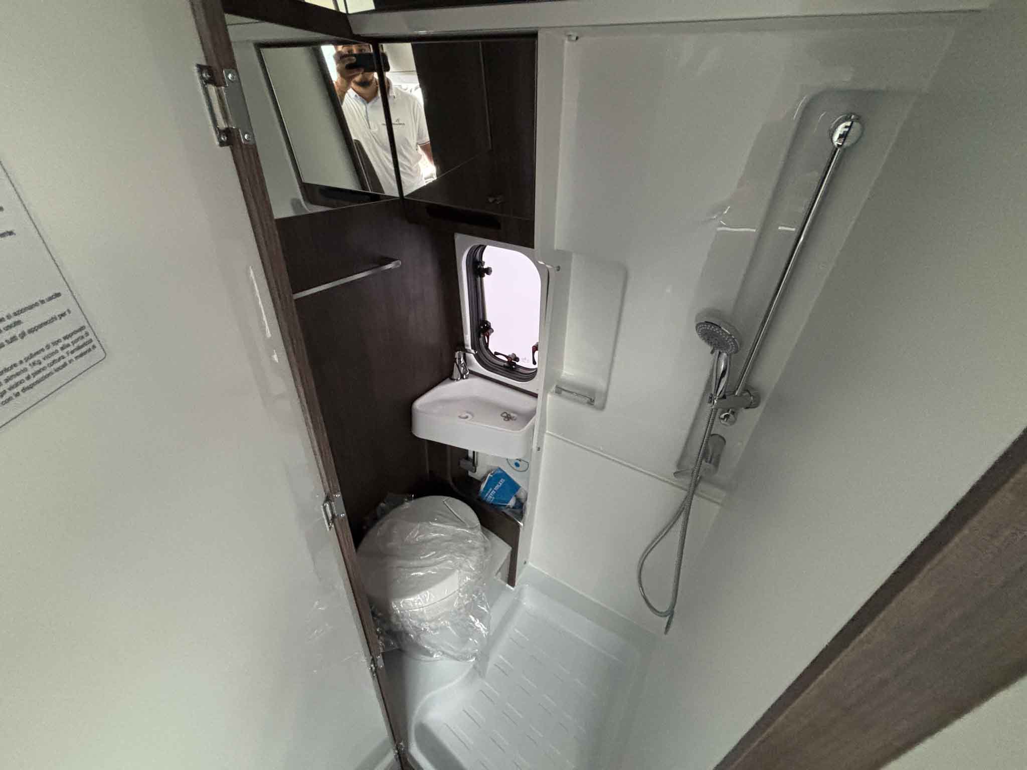 BENIMAR BENIVAN PLUS B144