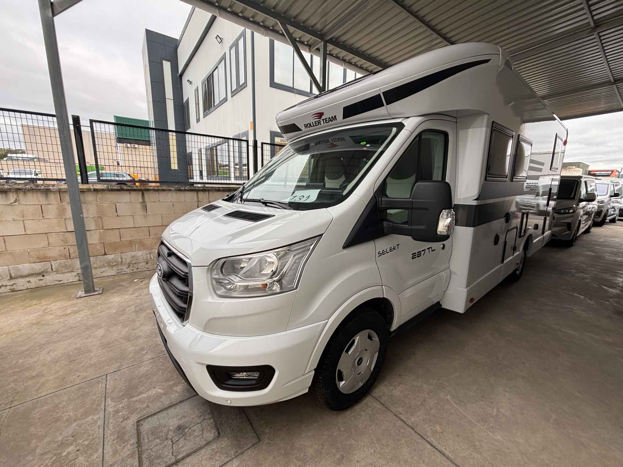 ROLLER TEAM ZEFIRO 287 TL FORD