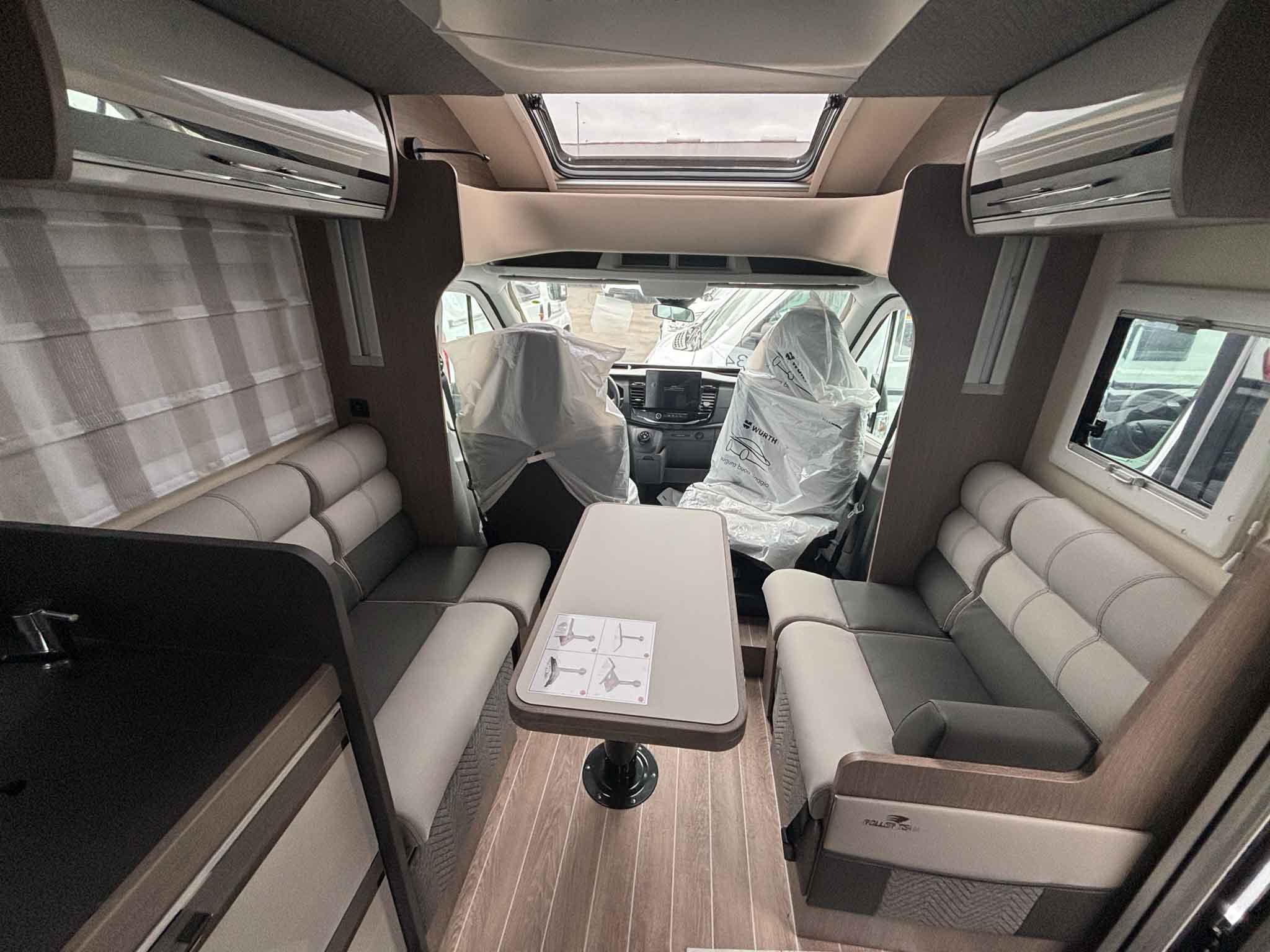 ROLLER TEAM ZEFIRO 267 TL FORD 