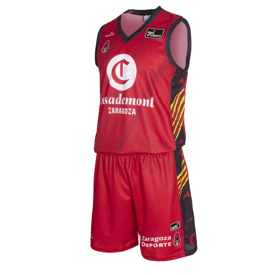 EQUIPACION INFANTIL CASADEMONT (4)