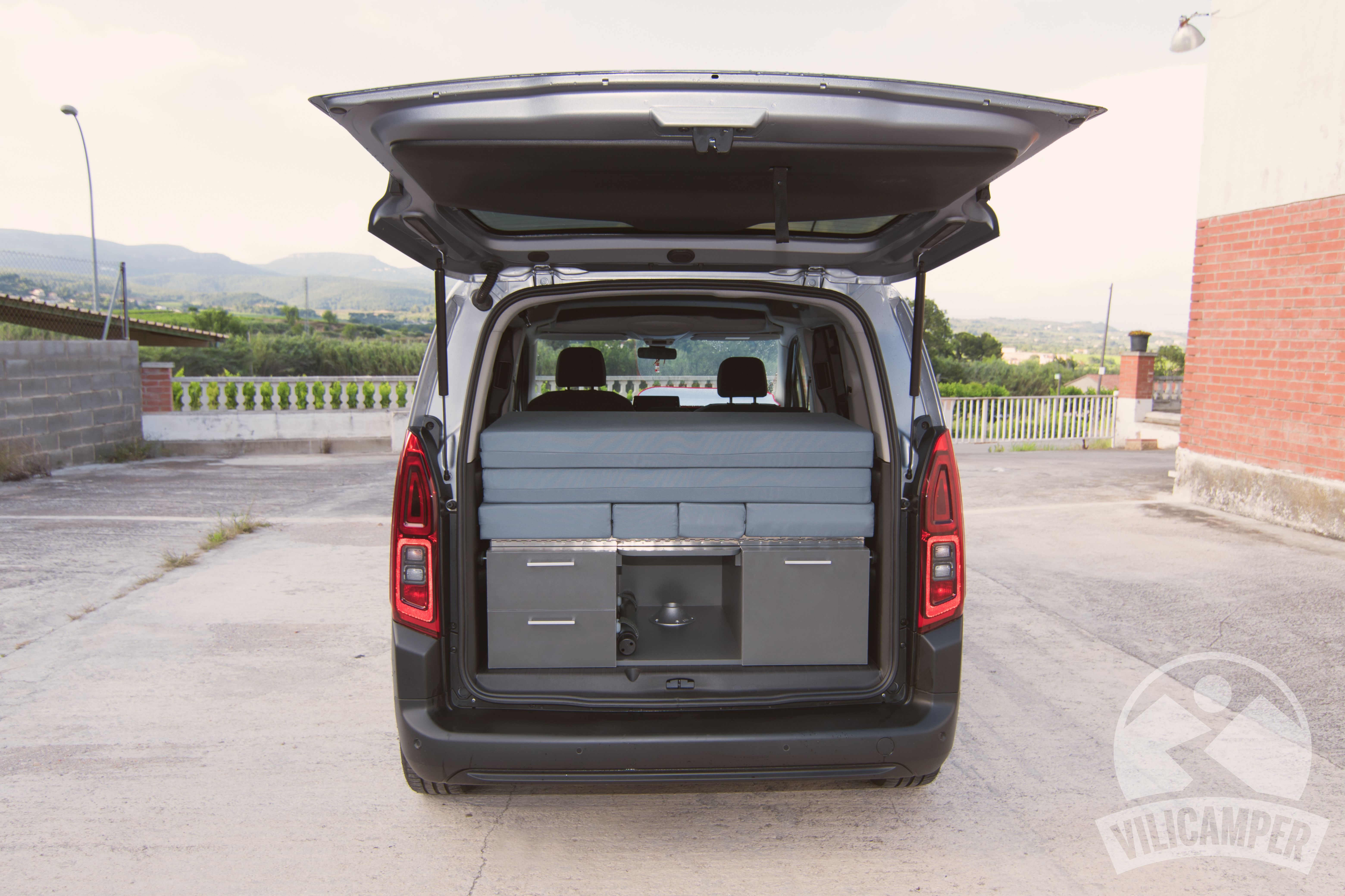 Kit Camper Peugeot Partner & Citroën Berlingo II con mesa (2019-actual) Talla M