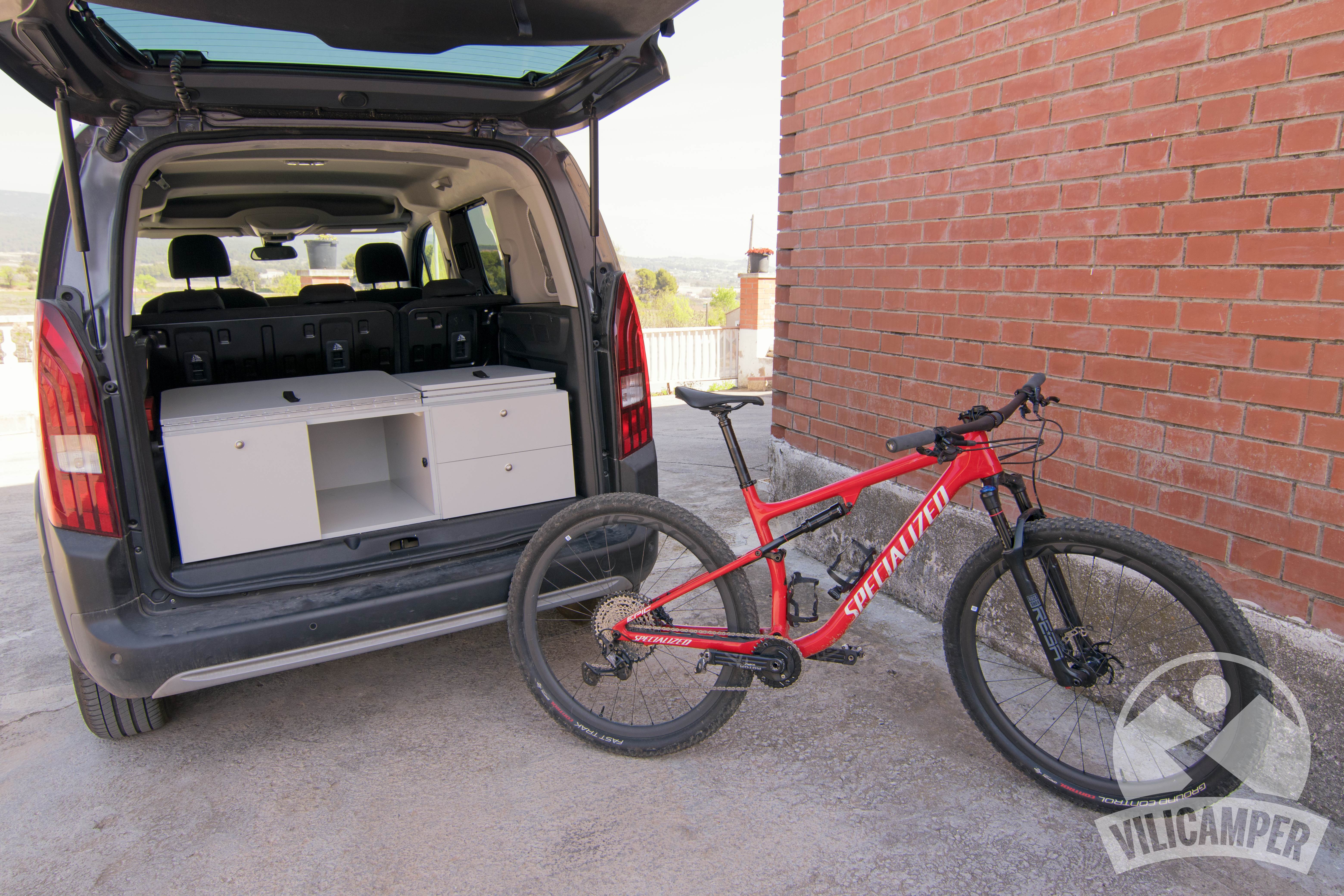 Kit Camper Peugeot Partner & Citroën Berlingo II  especial bikers (2019-actual) Talla M