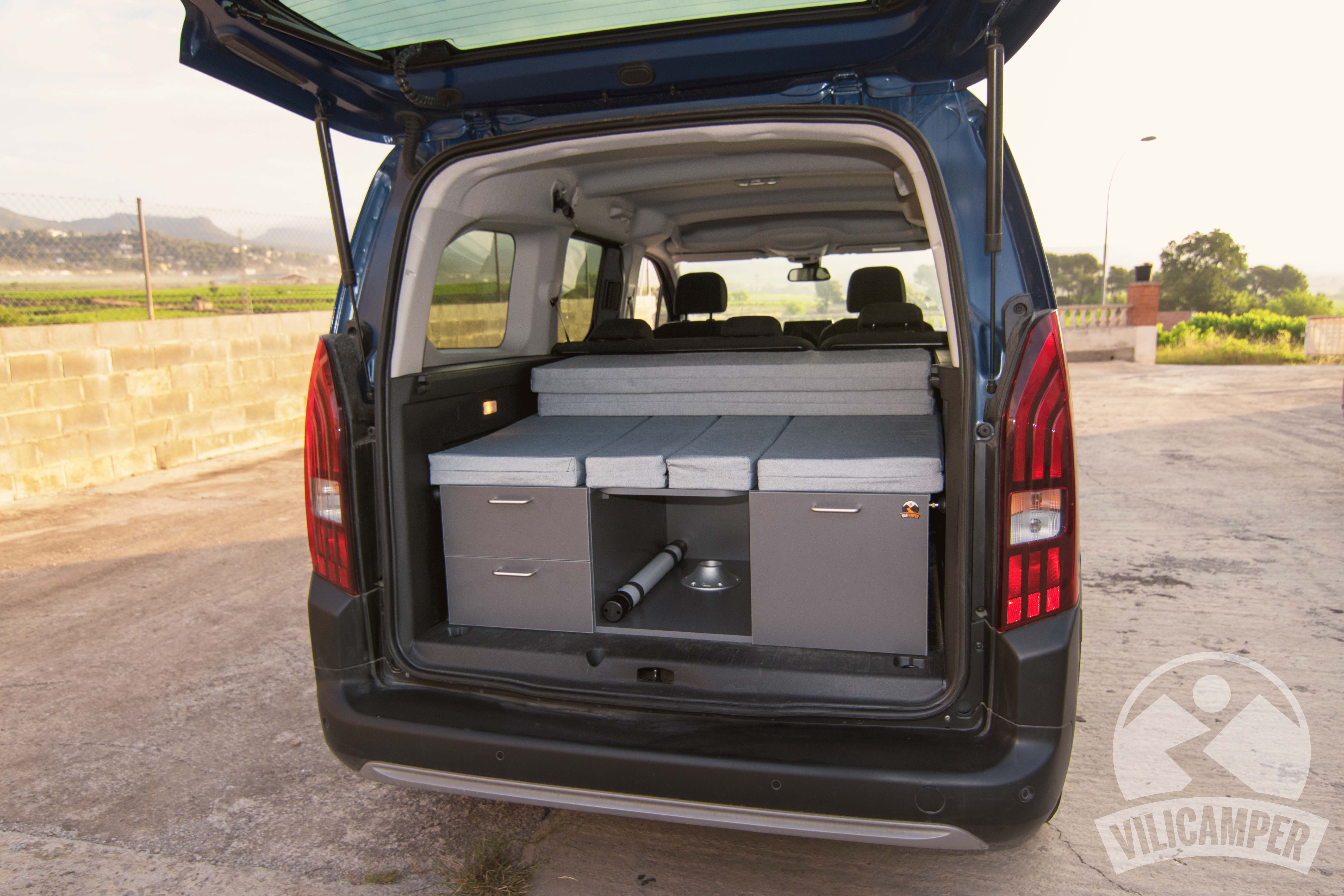 Kit Camper Peugeot Partner & Citroën Berlingo II con mesa (2018-Actual) Talla XL