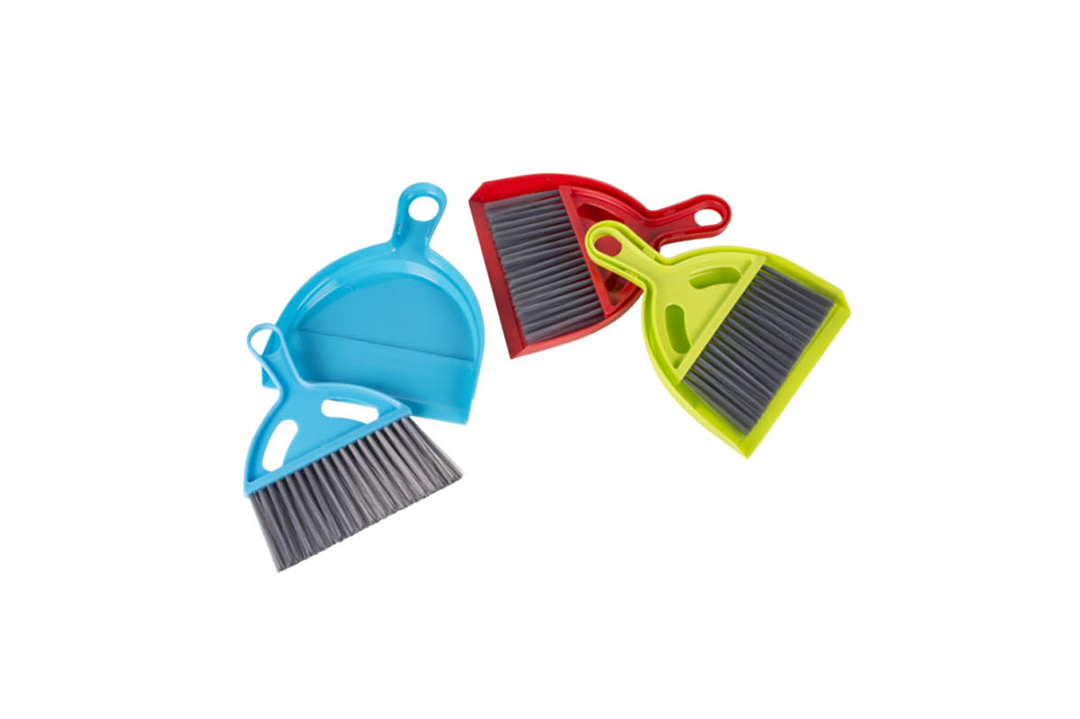 LIMPIEZA & DESINFECCIÓN