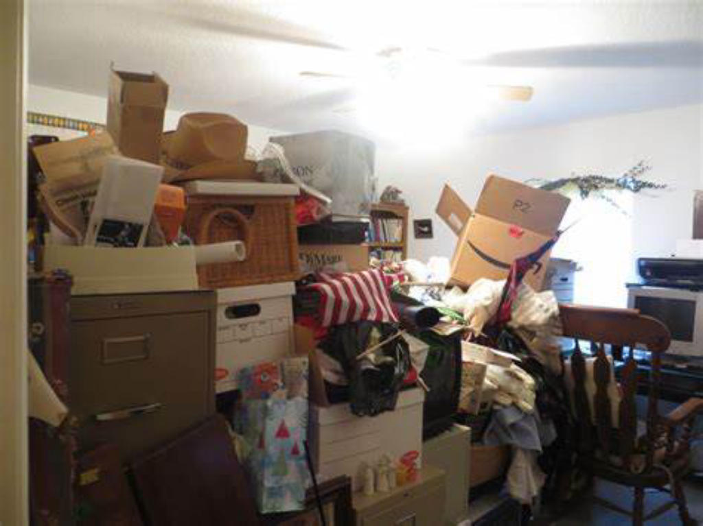 ¿Te enfrentas al síndrome de Diógenes en Abrera? Biotrauma tiene la solución