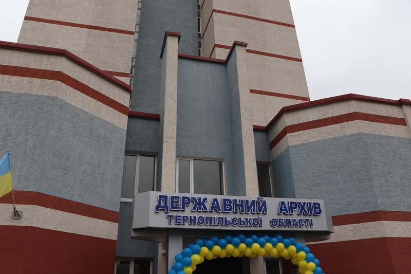Відкриття документальної виставки "Нас не подолати" - фото Відкриття документальної виставки "Нас не подолати" - фото