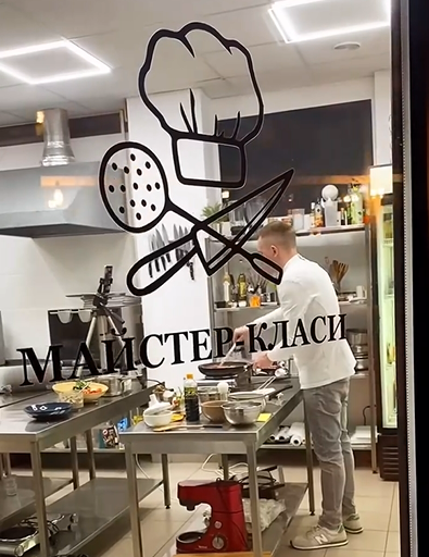 Майстер-клас "Кіши з нуля: Лорен та кіш з червоною рибою" - фото Майстер-клас "Кіши з нуля: Лорен та кіш з червоною рибою" - фото