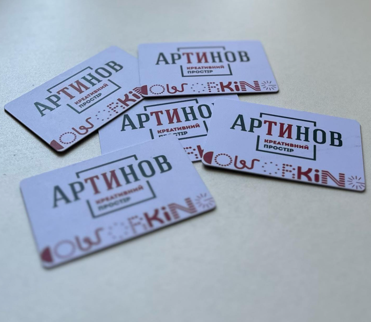 Майстер-клас "Брошка-брелок із вовни" - фото Майстер-клас "Брошка-брелок із вовни" - фото