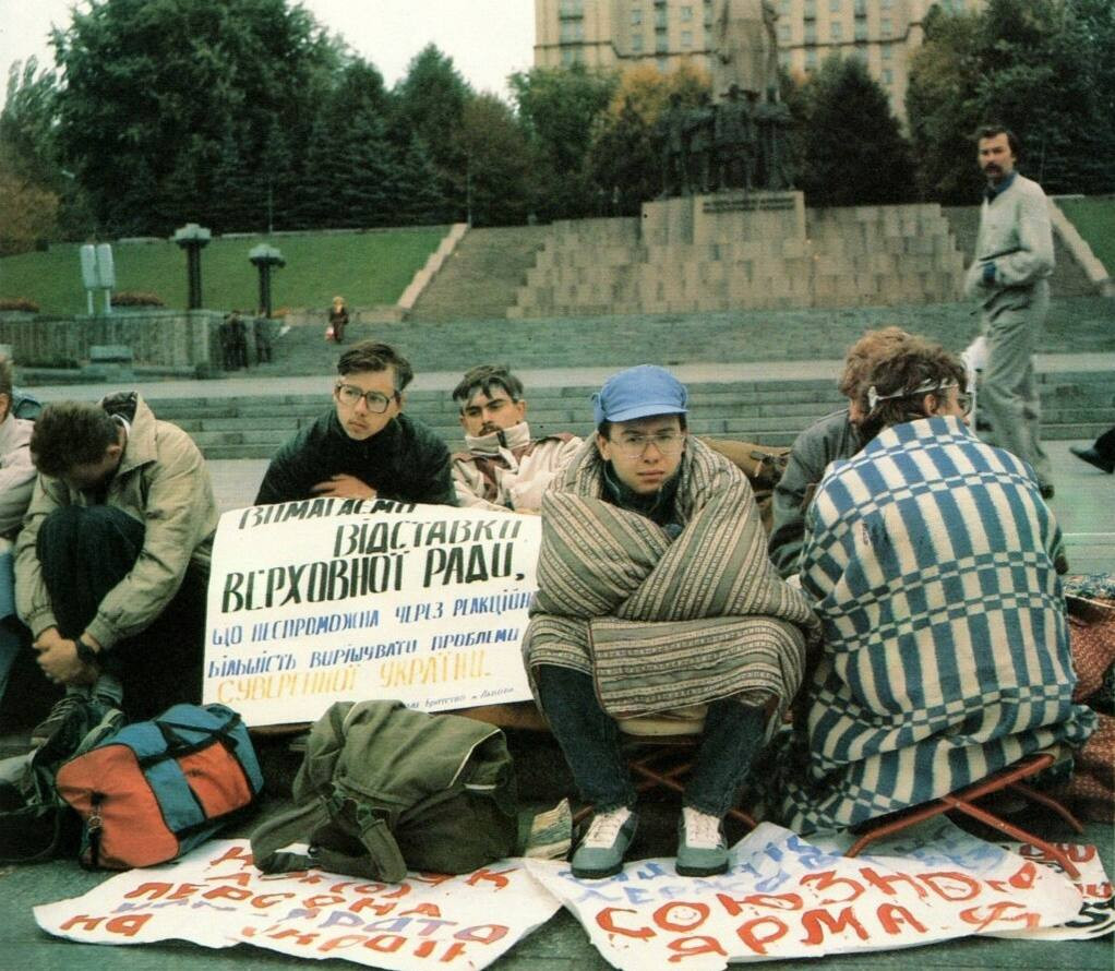 Інтерактивний лекторій "Революція на граніті: Перший Майдан — події та люди" - фото Інтерактивний лекторій "Революція на граніті: Перший Майдан — події та люди" - фото