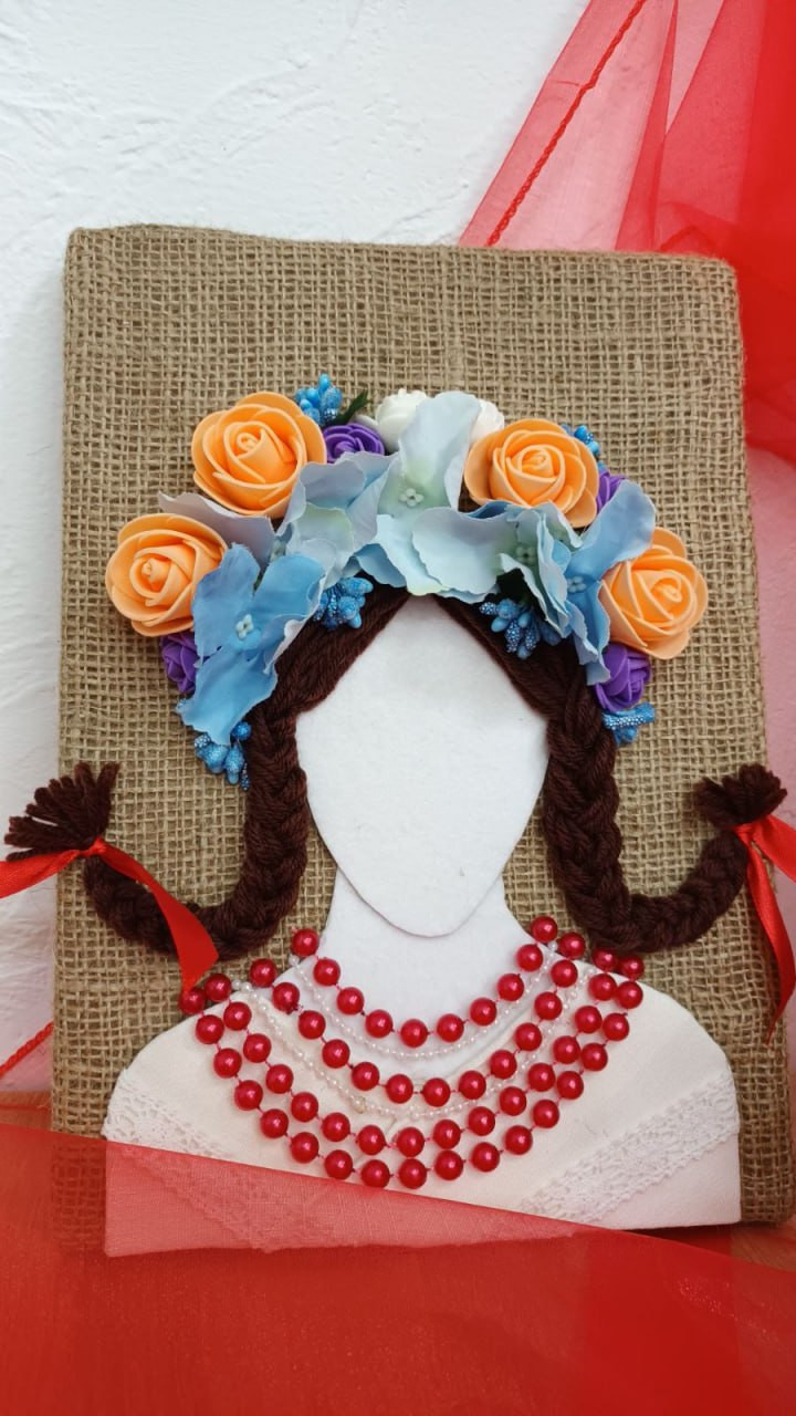 Майстер-клас зі створення об'ємної картини "Берегиня" - фото Майстер-клас зі створення об'ємної картини "Берегиня" - фото