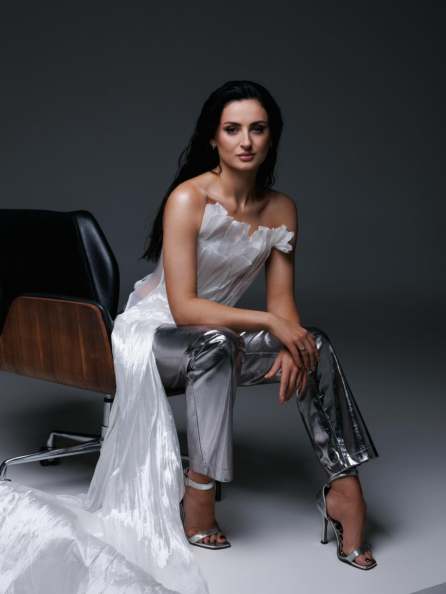 Вечір з DJ Julie Kordas - фото Вечір з DJ Julie Kordas - фото