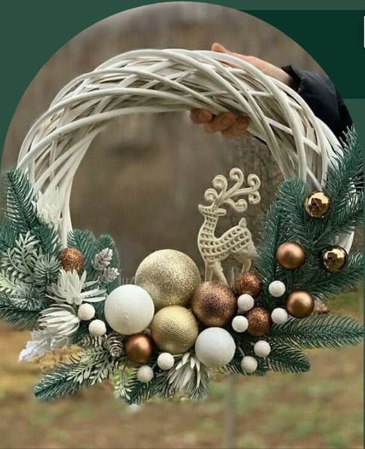 Майстер-клас "Новорічний віночок зі штучними гілочками" - фото Майстер-клас "Новорічний віночок зі штучними гілочками" - фото