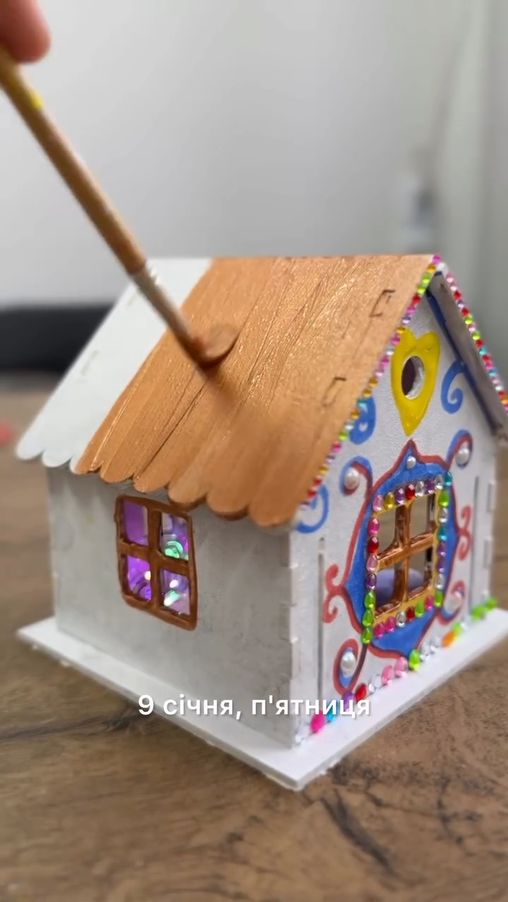 Майстер-клас для дітей "Святкова хатинка з підсвіткою" - фото Майстер-клас для дітей "Святкова хатинка з підсвіткою" - фото